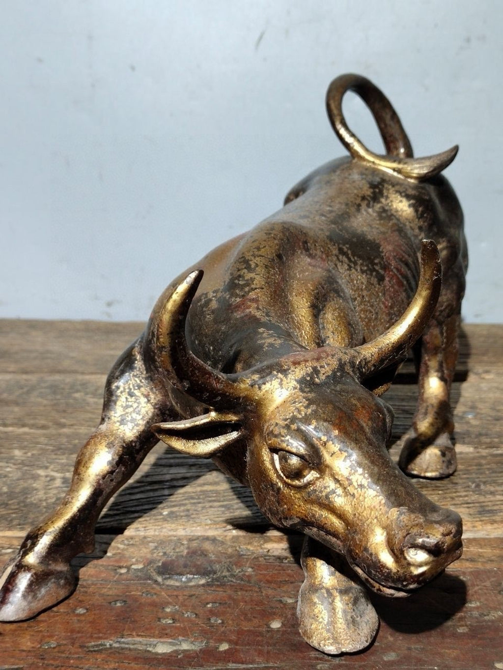 Pure copper bullish and soaring ornaments