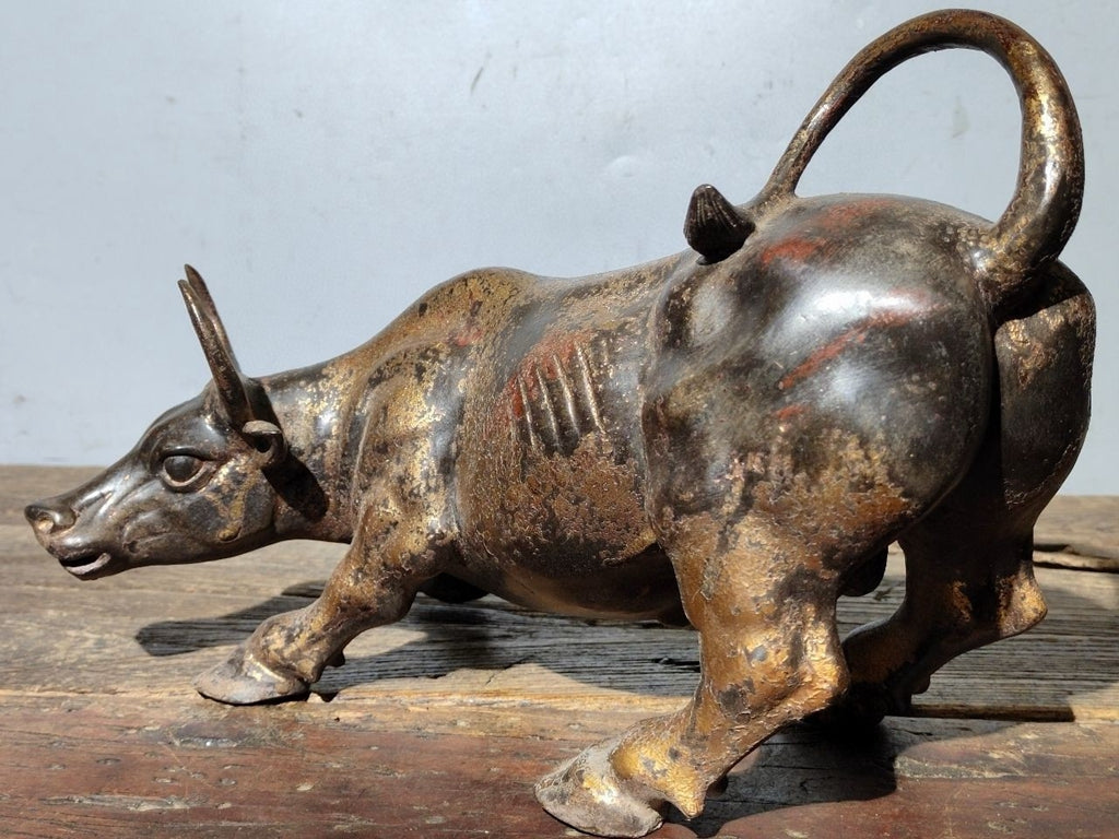 Pure copper bullish and soaring ornaments