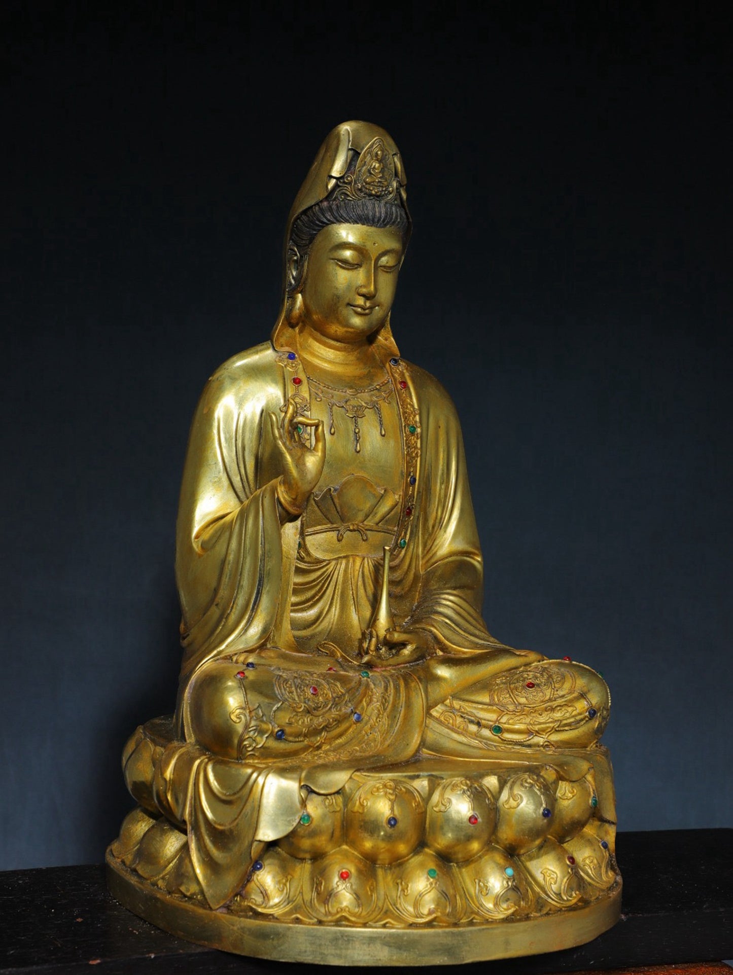 Chinese antique pure copper Guanyin Buddha statue