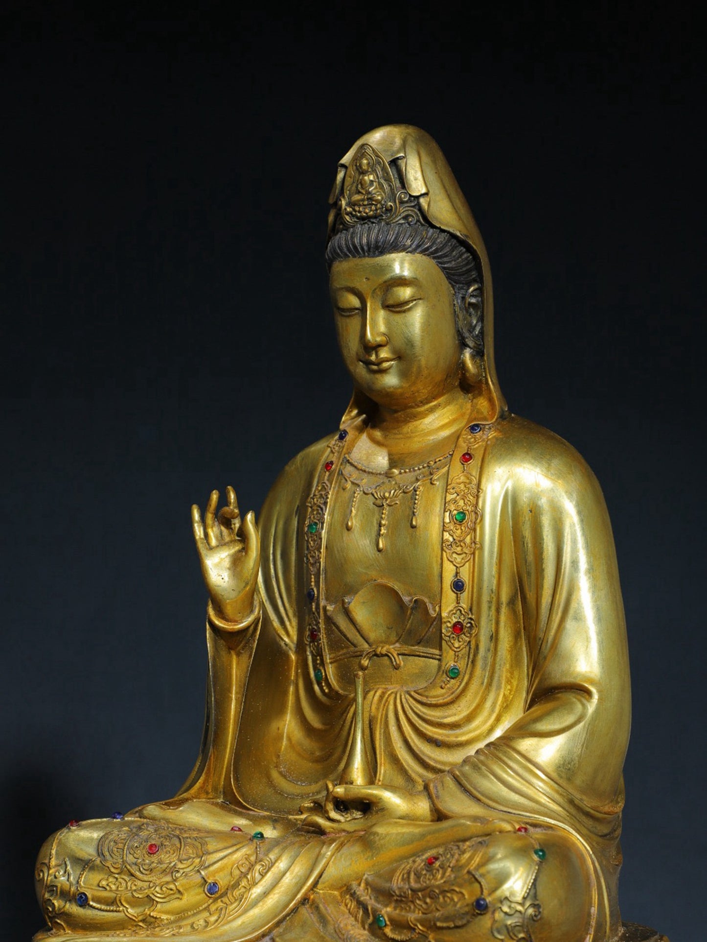 Chinese antique pure copper Guanyin Buddha statue