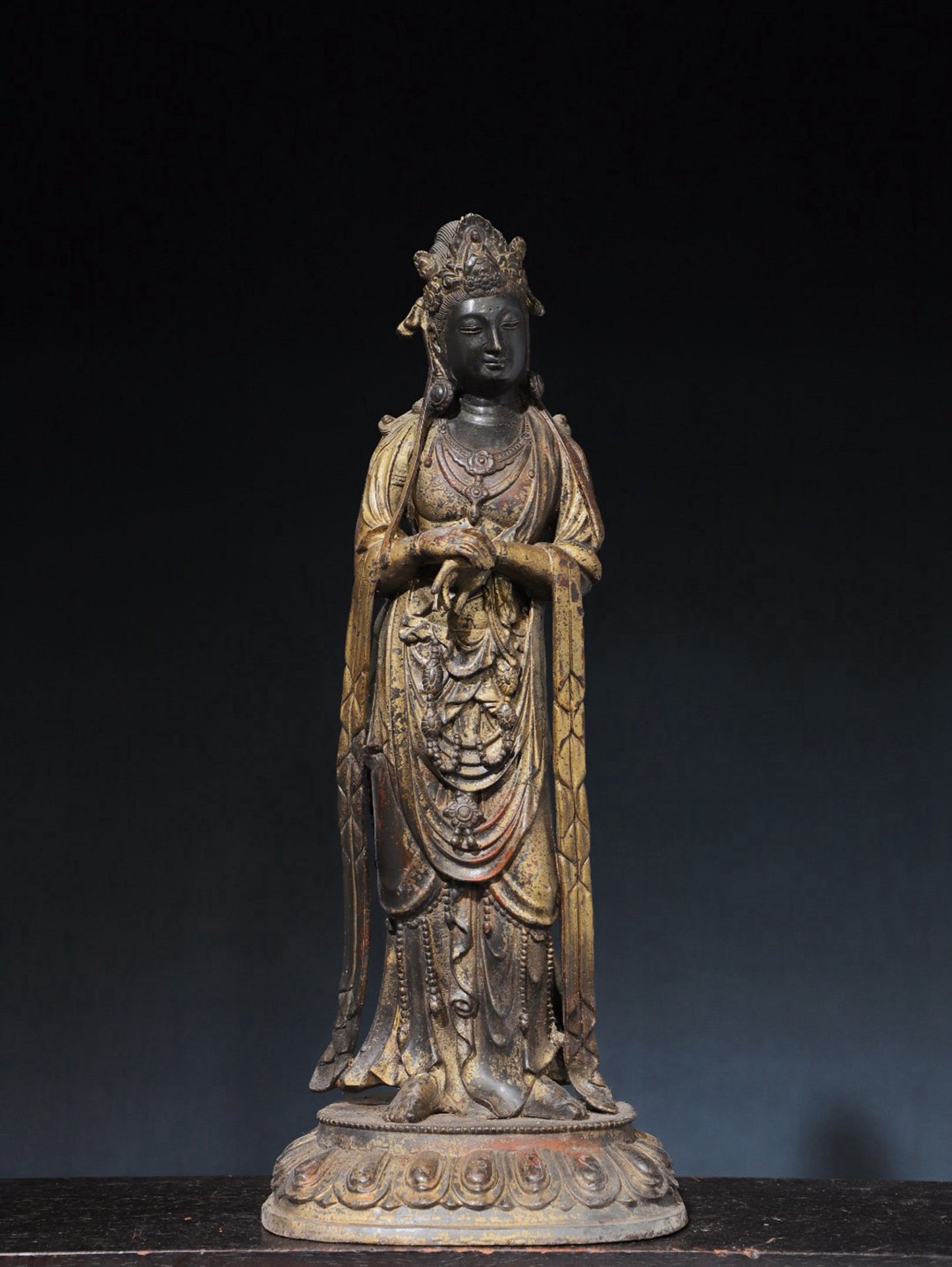 Chinese antique pure copper Guanyin Buddha statue