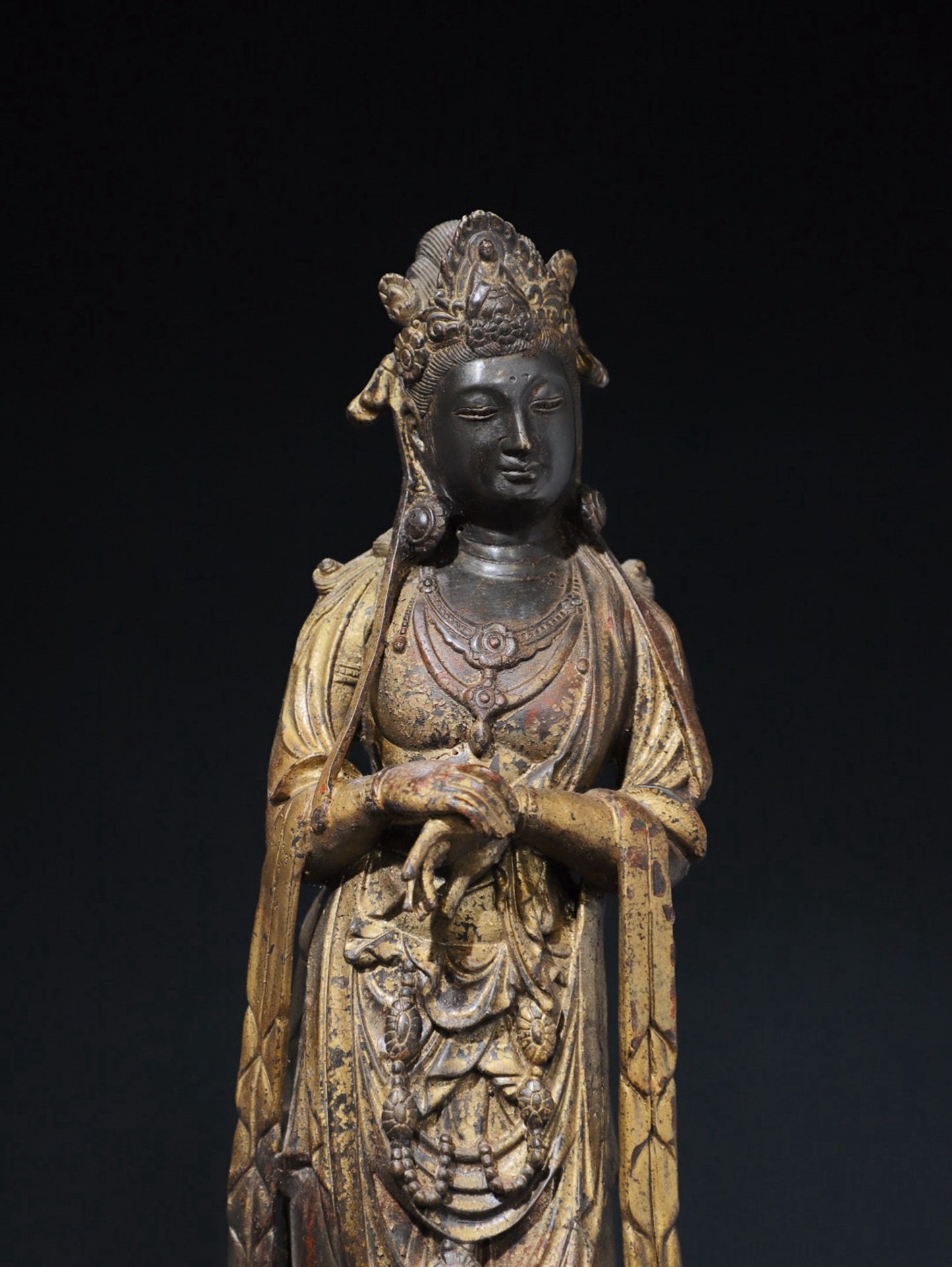 Chinese antique pure copper Guanyin Buddha statue