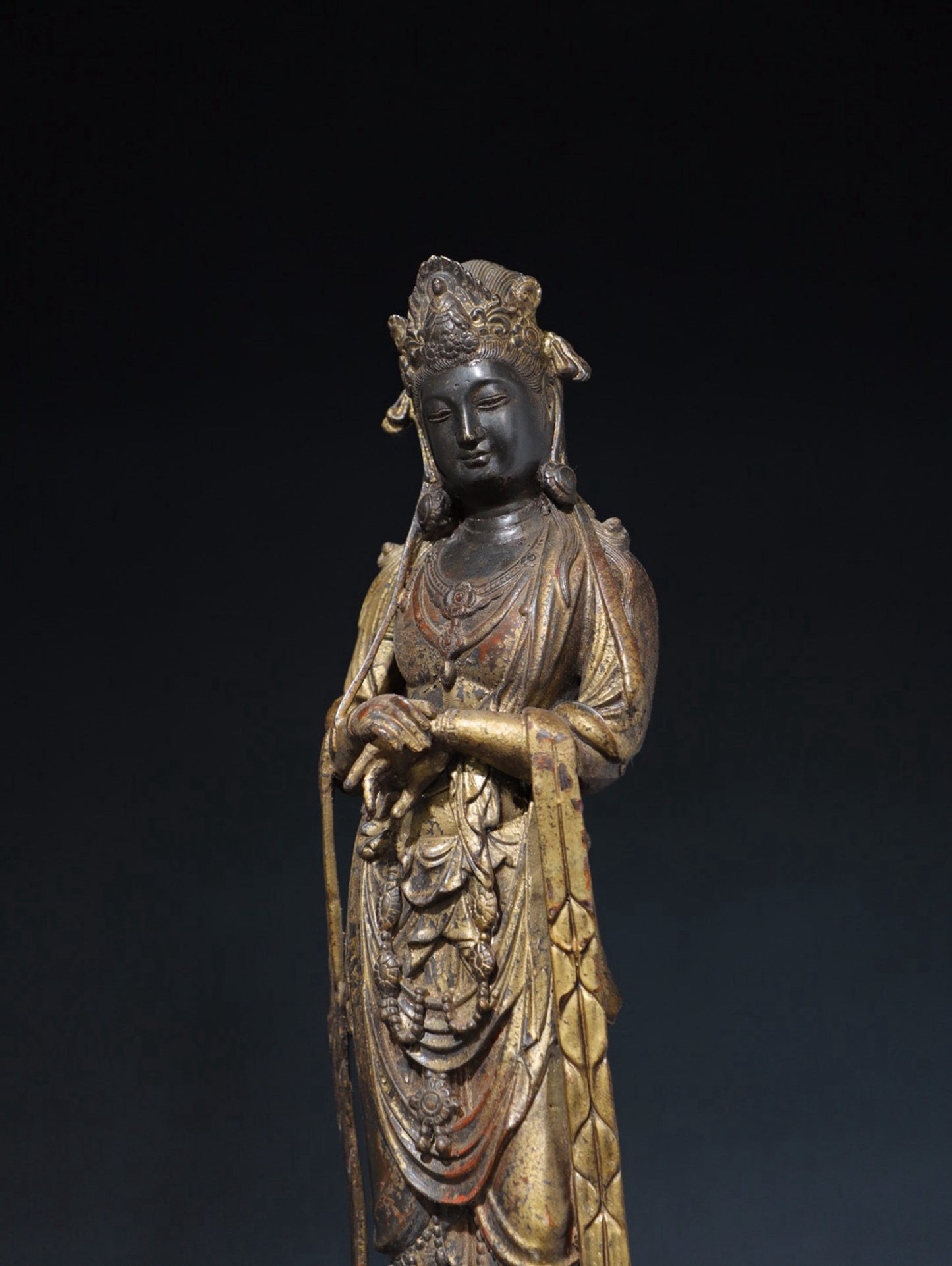 Chinese antique pure copper Guanyin Buddha statue
