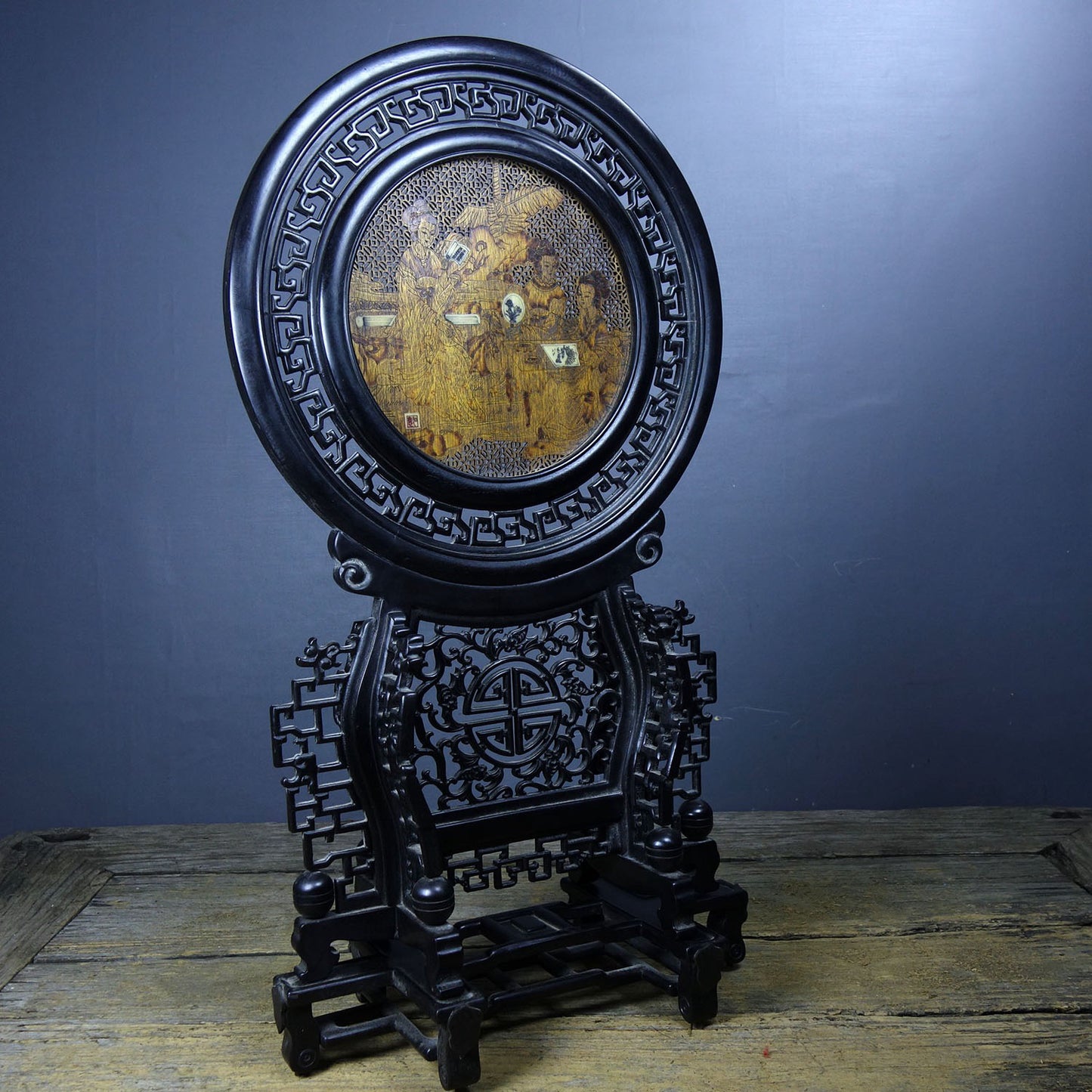 Chinese antique purple sandalwood inlaid with agarwood hollow screen ornaments