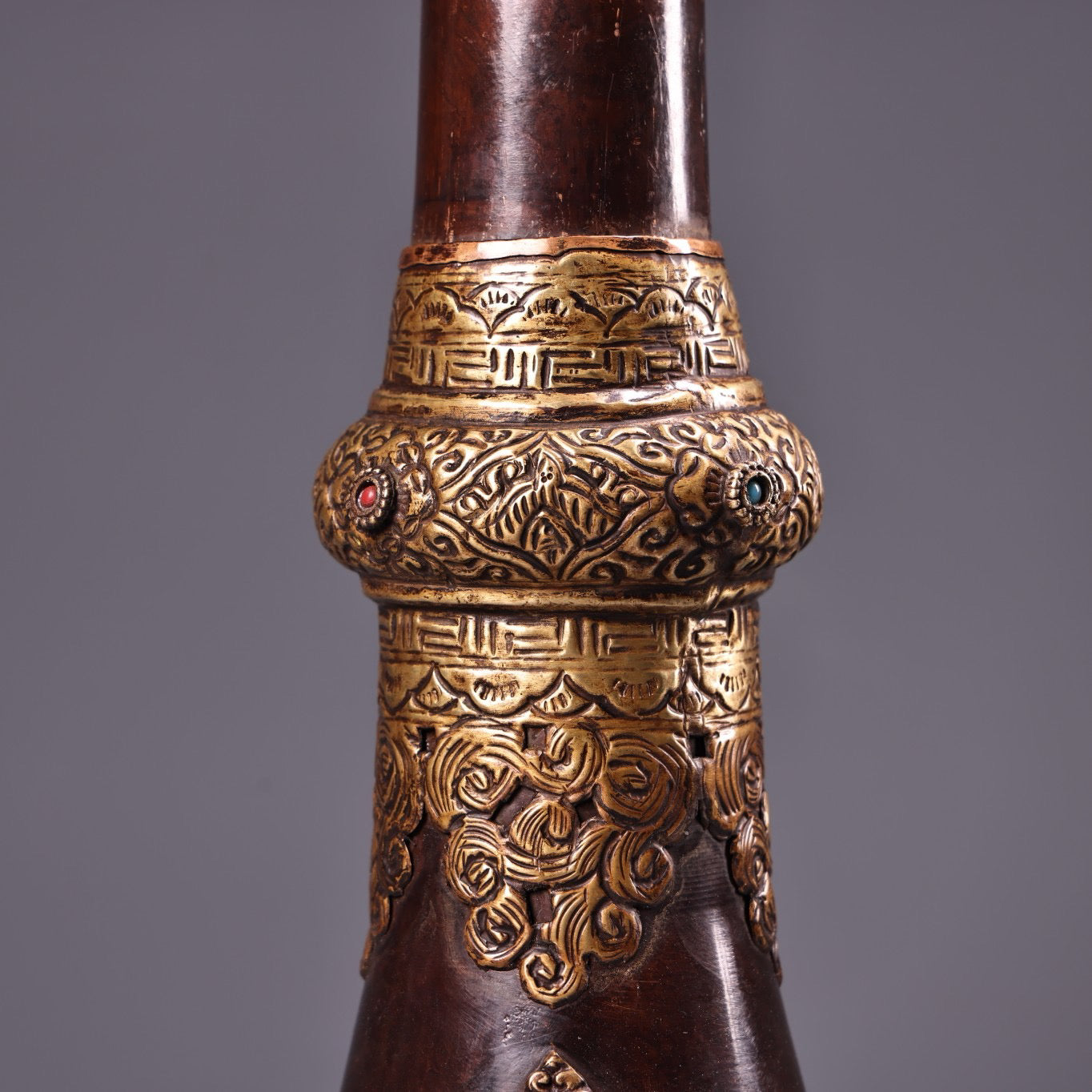 Chinese antique pure copper high relief carved horn