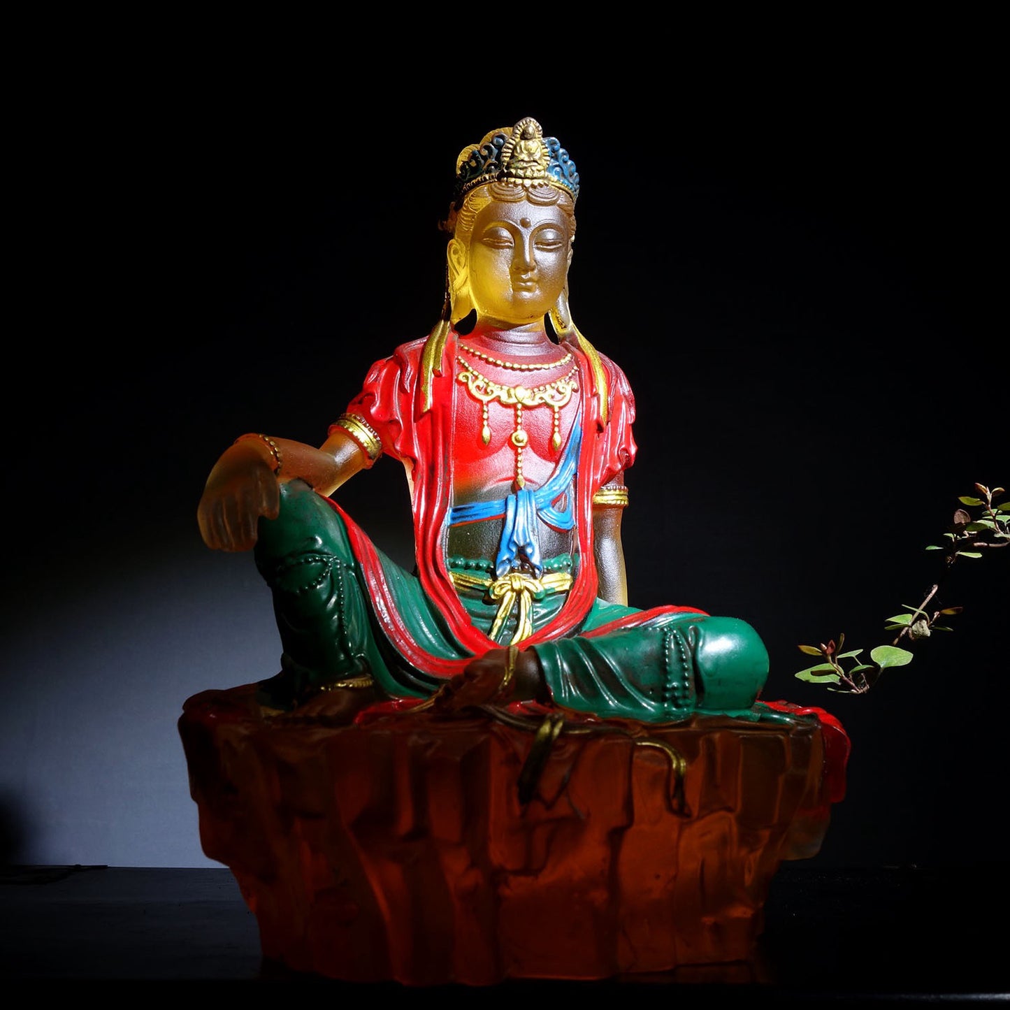 Chinese antique glass Buddha statue of Guanyin Bodhisattva