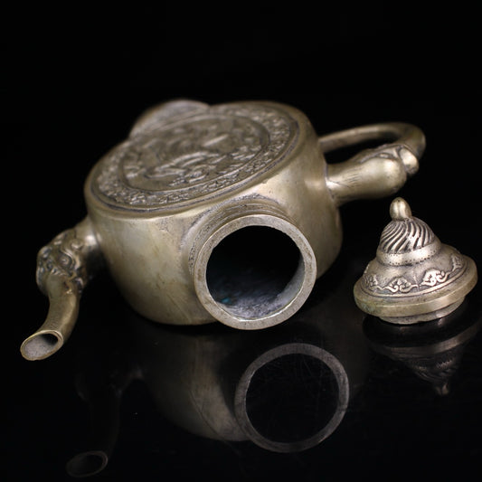 A Chinese antique pure copper gilded silver wine pot