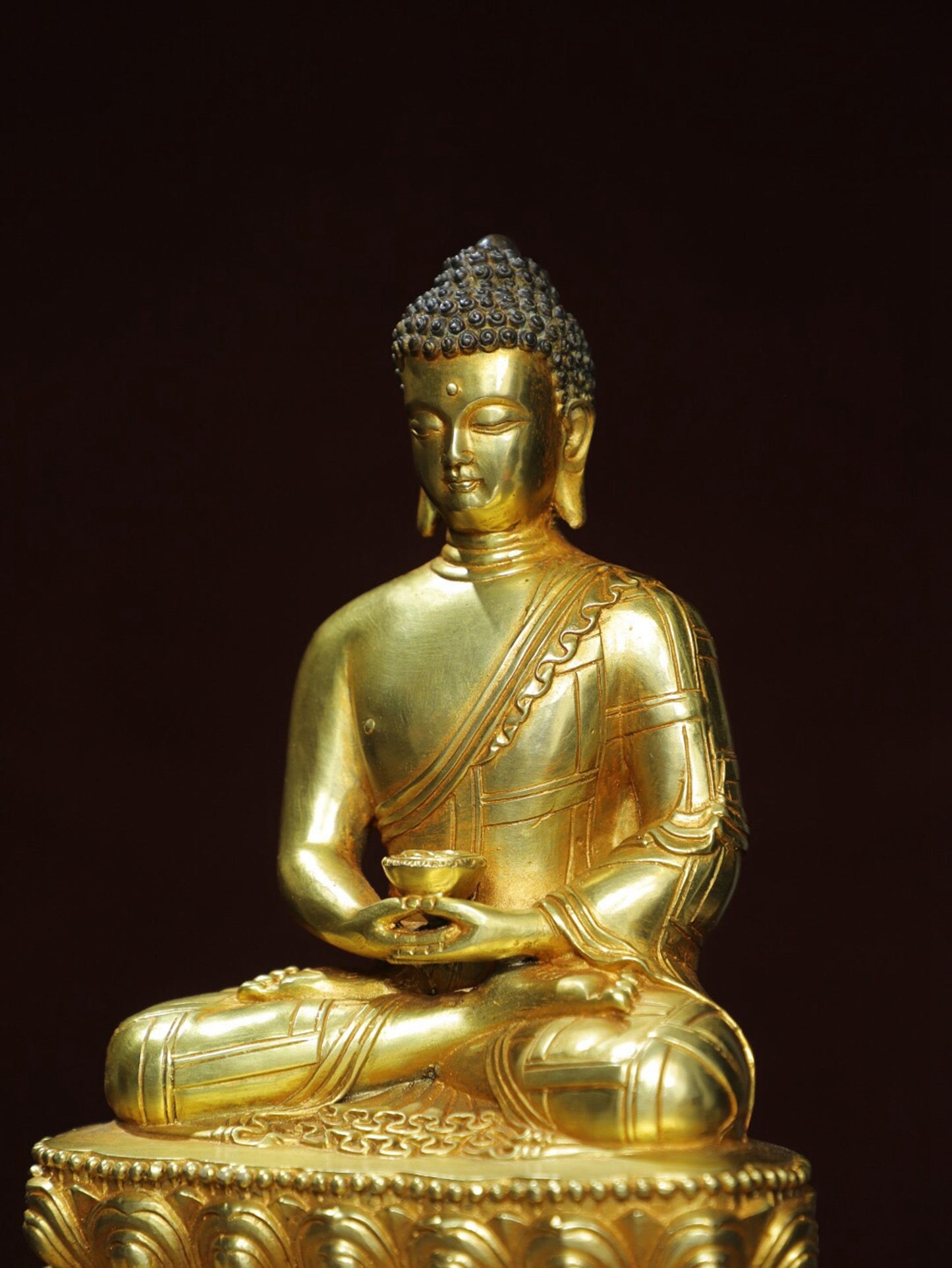 Chinese antique pure copper statue of Shakyamuni Buddha
