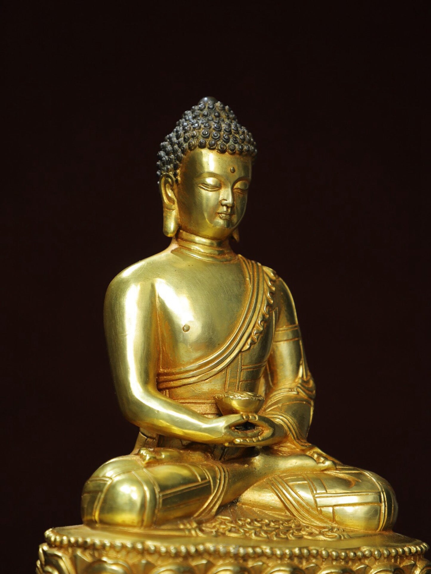 Chinese antique pure copper statue of Shakyamuni Buddha