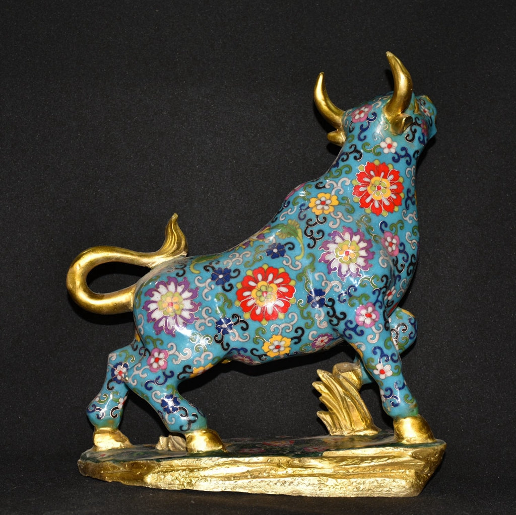 Pure copper cloisonn é blue cow ornament