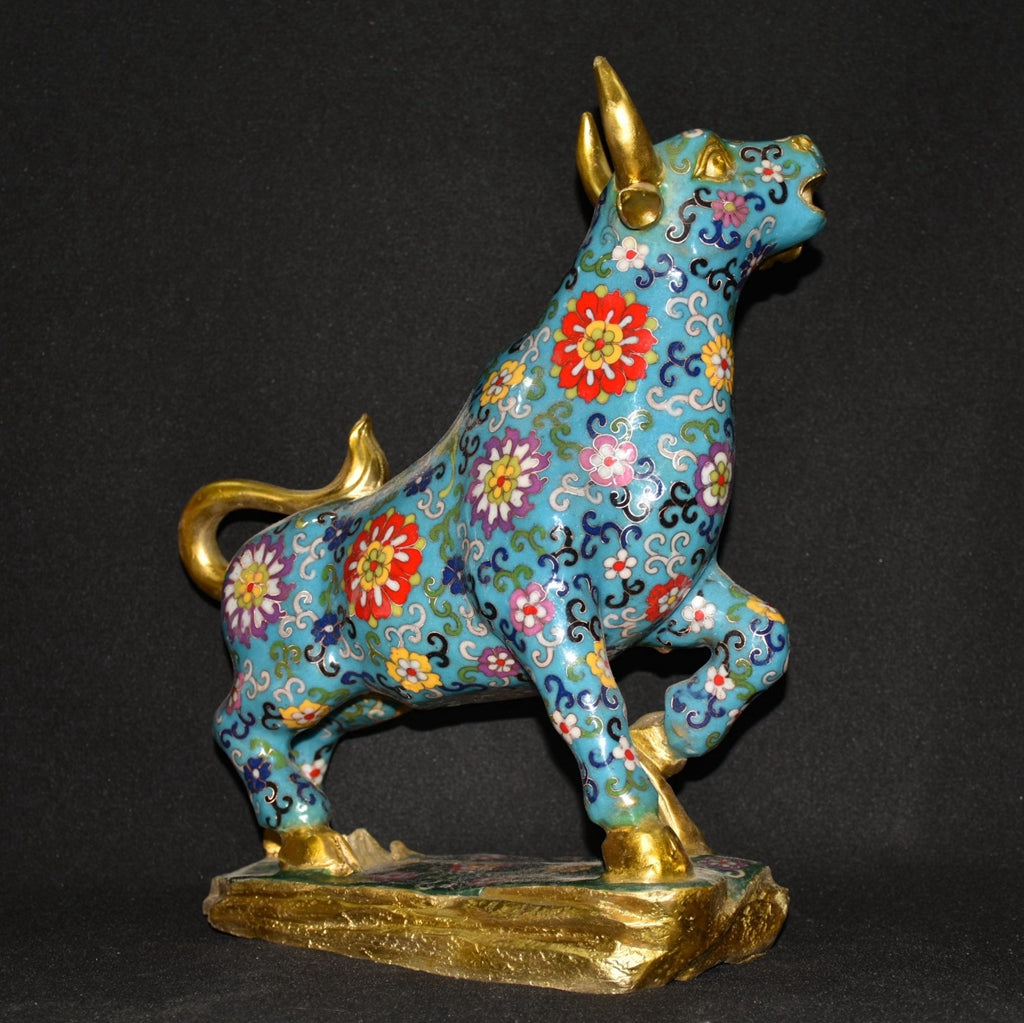 Pure copper cloisonn é blue cow ornament