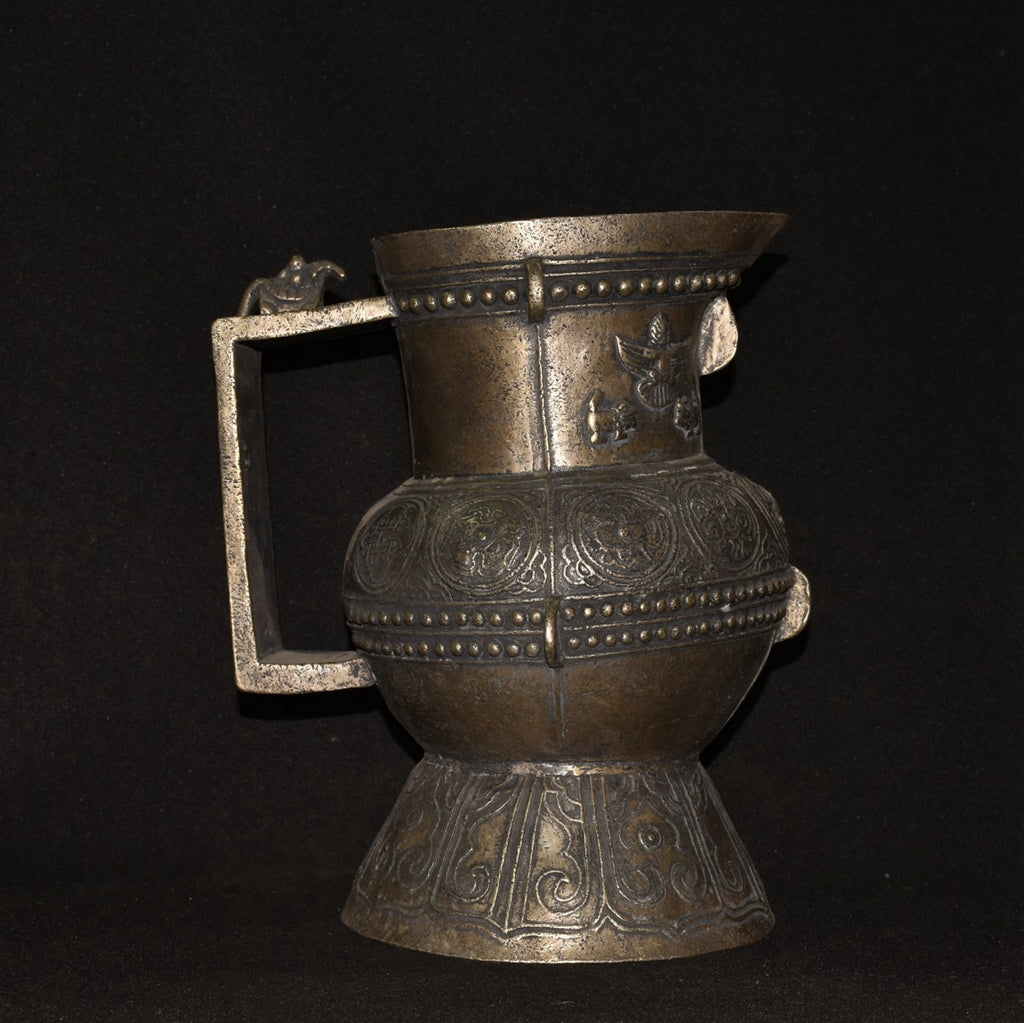 Pure white copper beast statue large wine pot ornament
