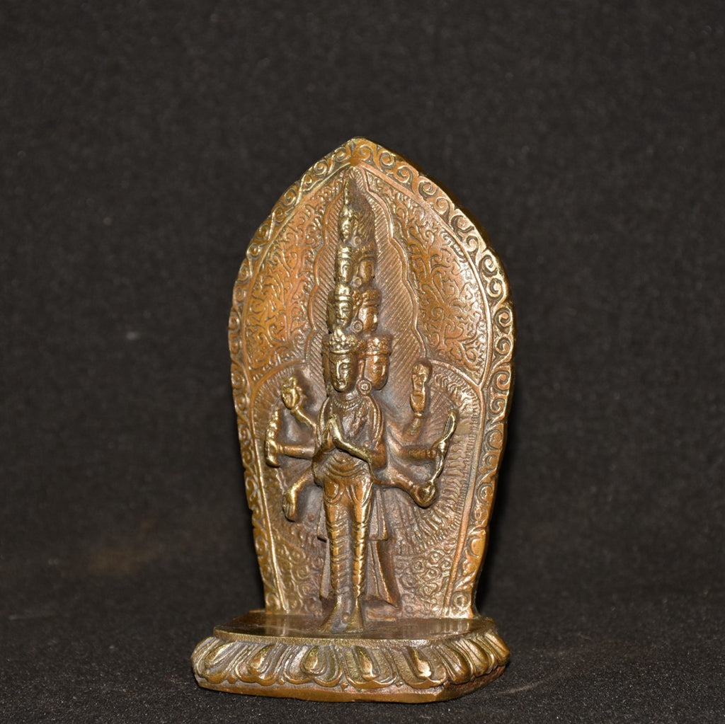 Pure copper imitation purple copper station thousand handed Guanyin ornaments