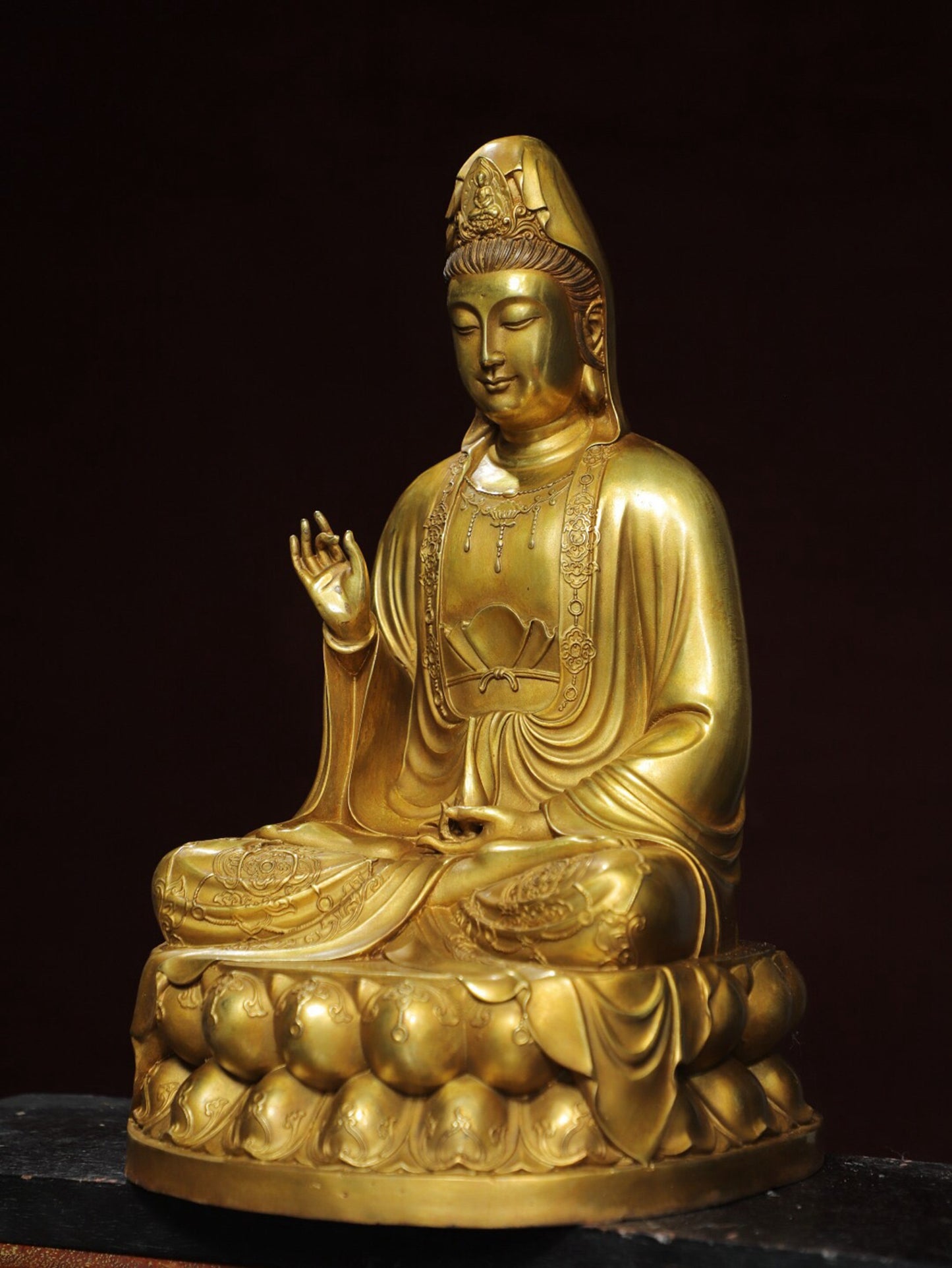 Chinese antique pure copper statue of Guanyin Buddha