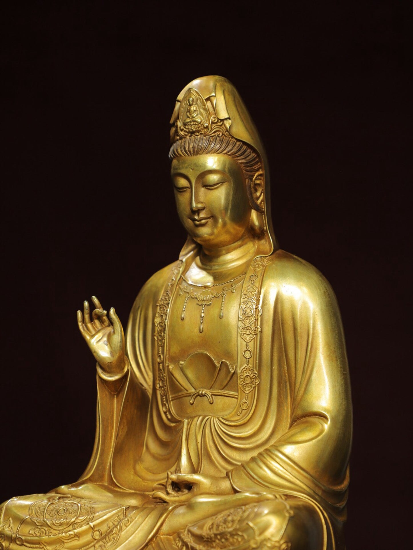 Chinese antique pure copper statue of Guanyin Buddha