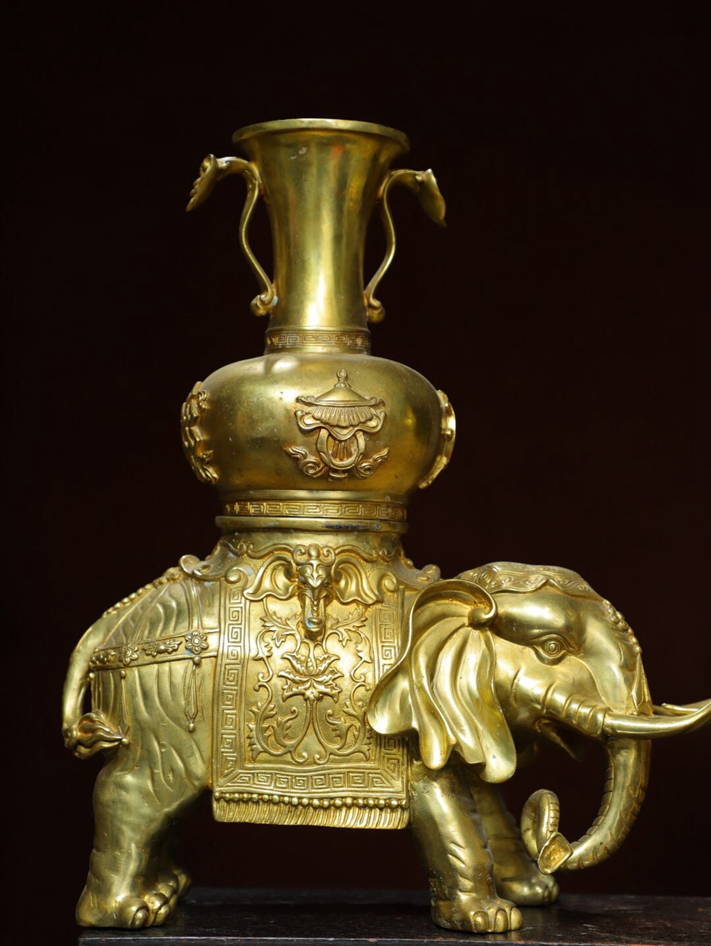 Chinese antique pure copper [Taiping Elephant Bottle] ornament pair