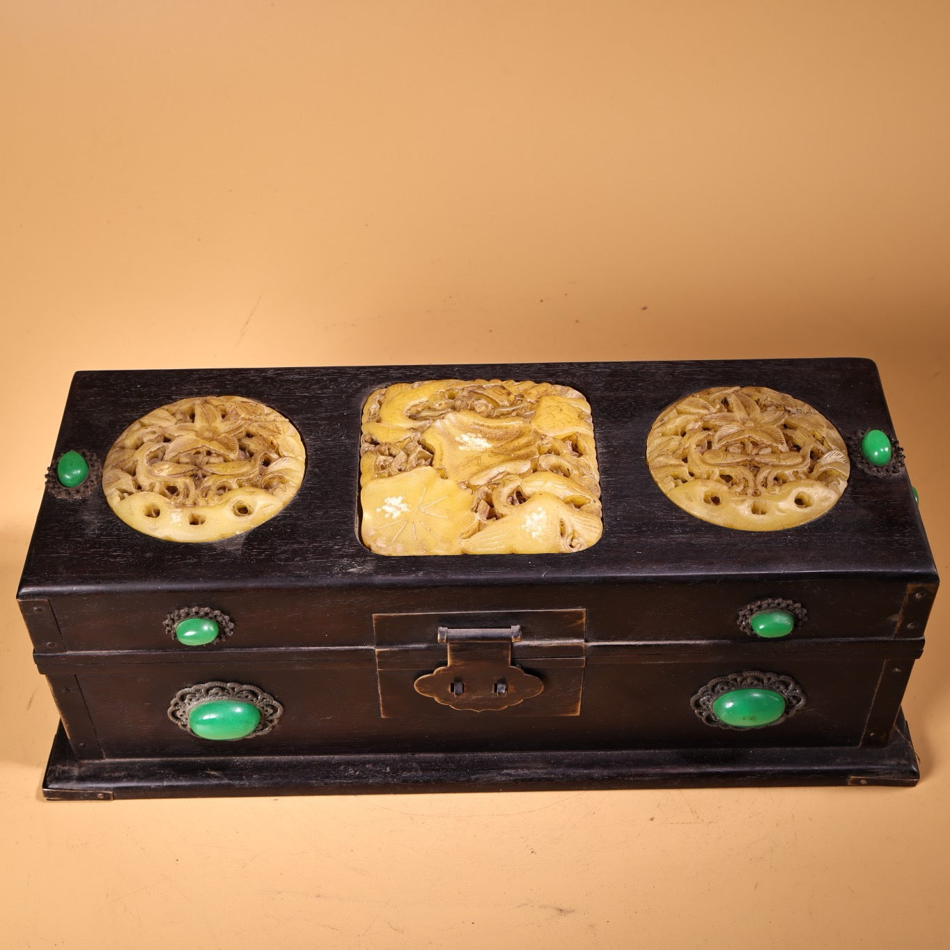 Chinese Antique Old Black Sandalwood High Relief Carved Old Jade Box