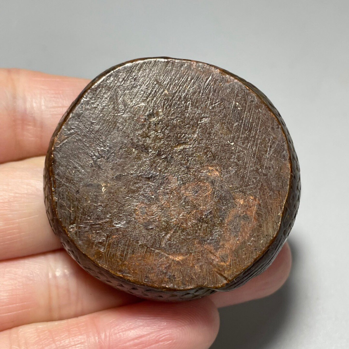 Chinese antique pure copper Pisces paperweight