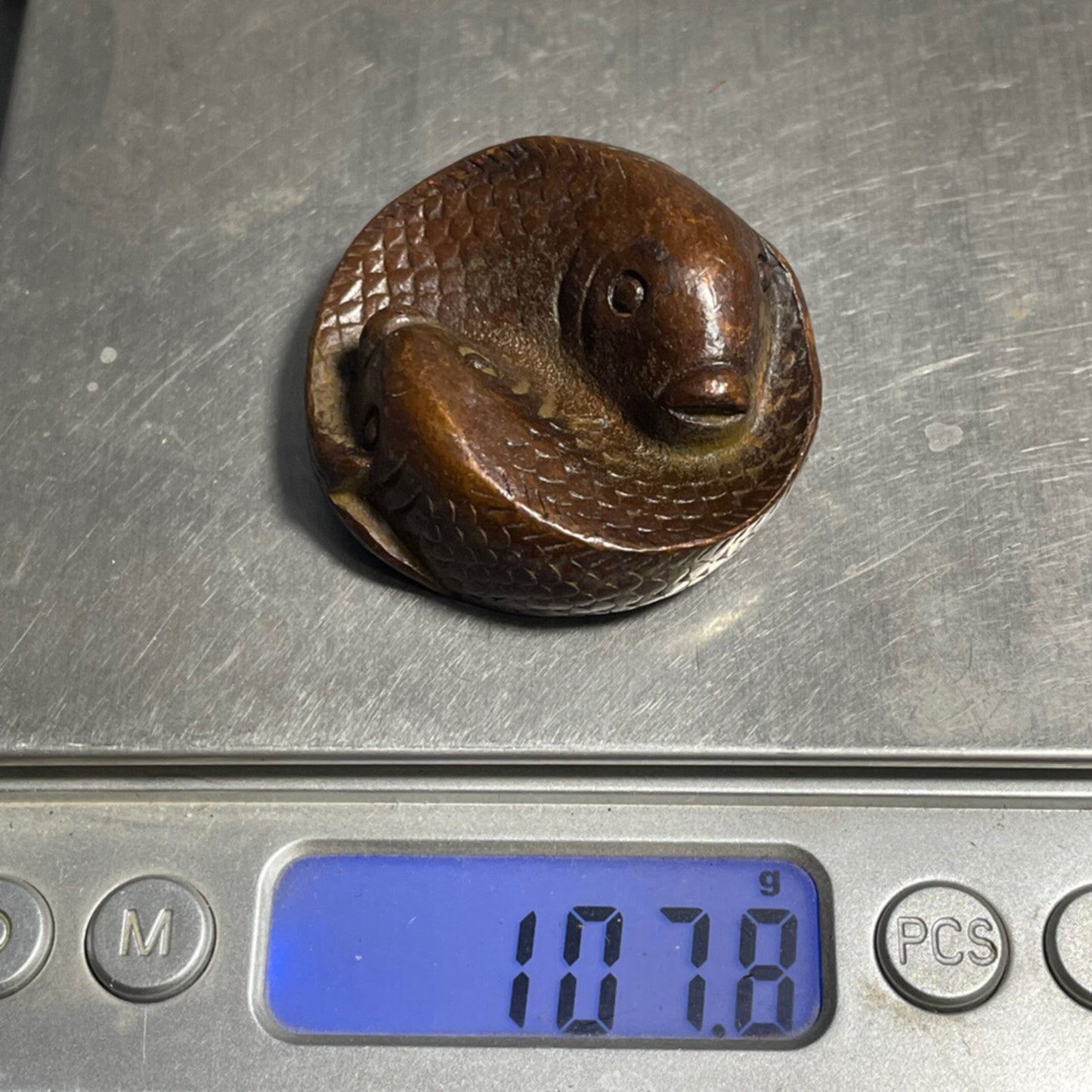 Chinese antique pure copper Pisces paperweight
