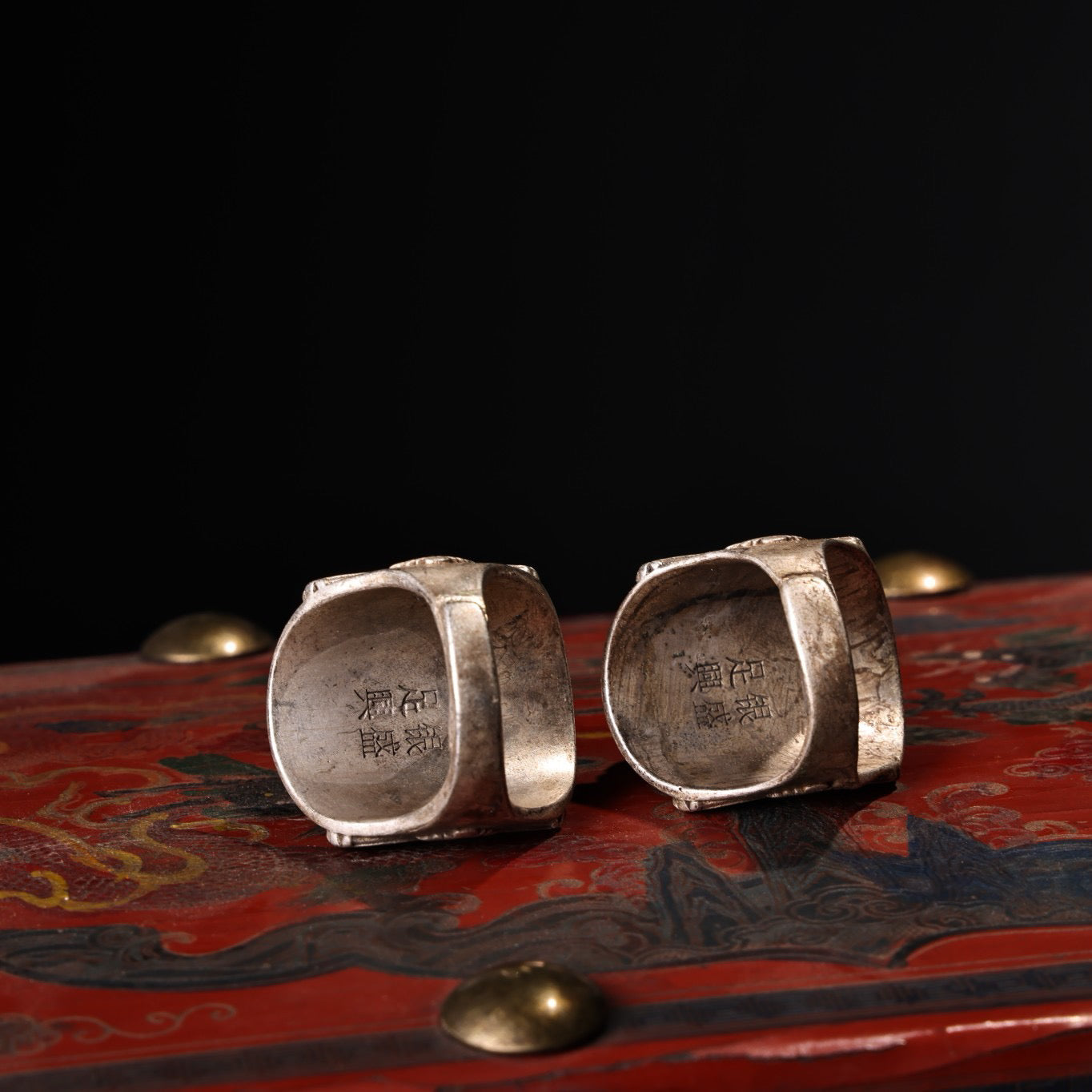 A box of Chinese antique rings