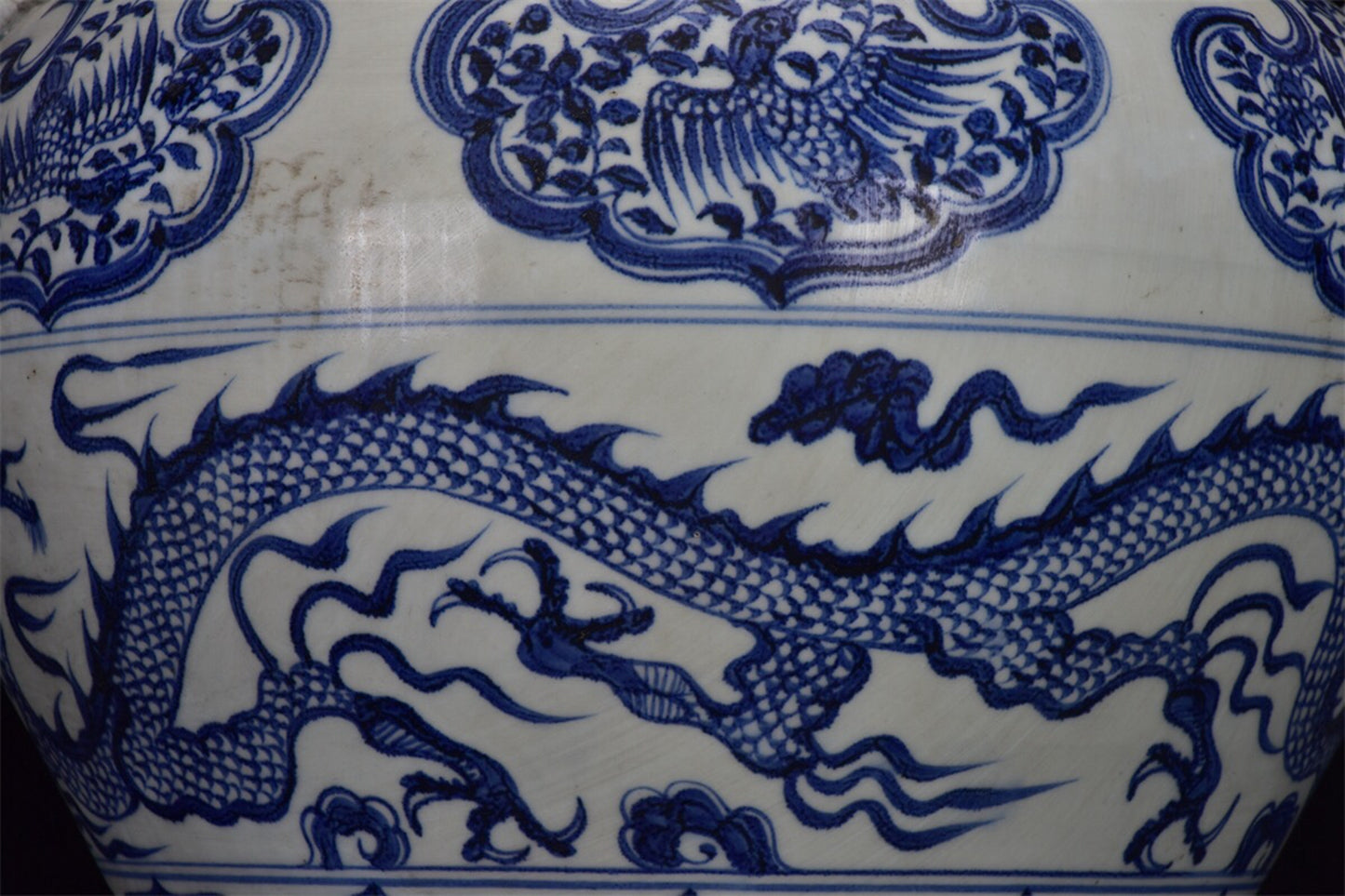 Chinese antique blue and white dragon patterned double lion ear pan jar