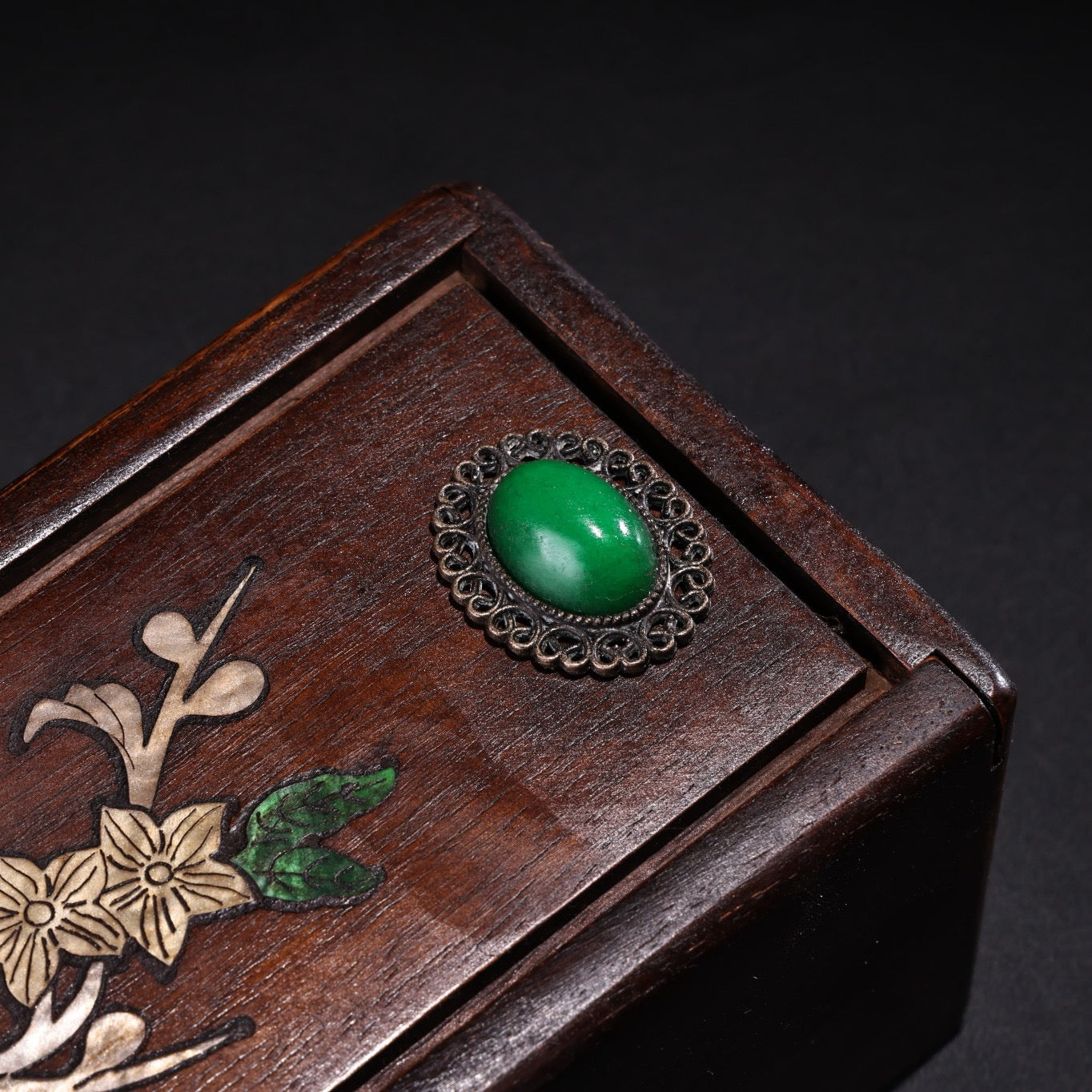 Chinese Antique Old Flower Pear Carved Jewelry Box