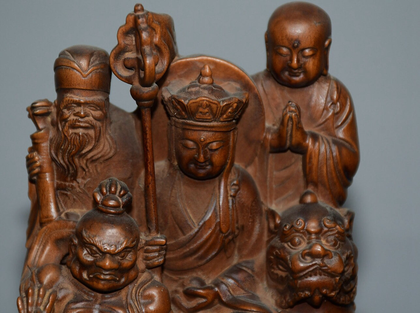 Chinese antique boxwood carvings of earth hidden bodhisattva ornaments