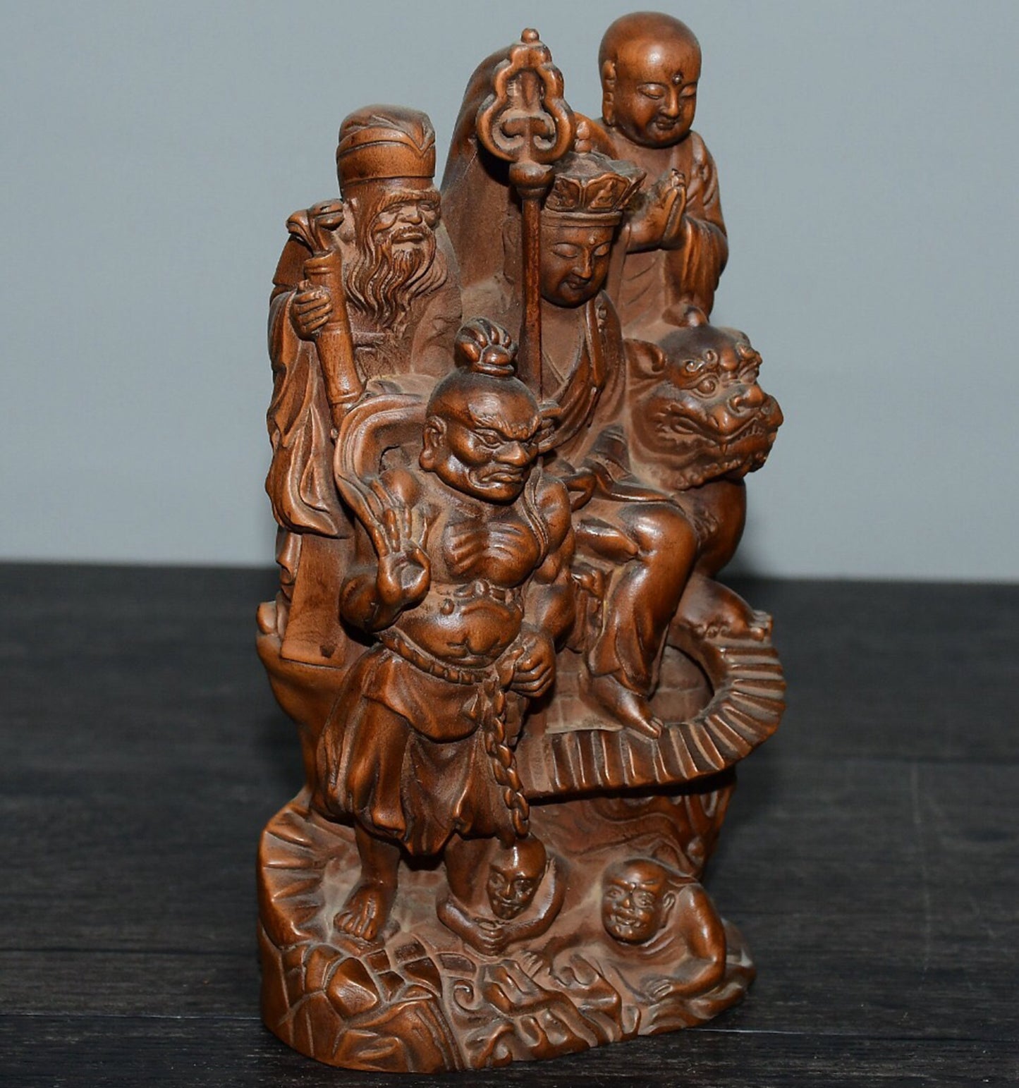 Chinese antique boxwood carvings of earth hidden bodhisattva ornaments