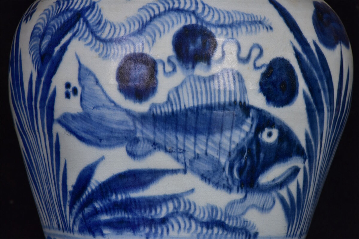 Chinese antique blue and white fish and algae patterned pan mouth plum vase