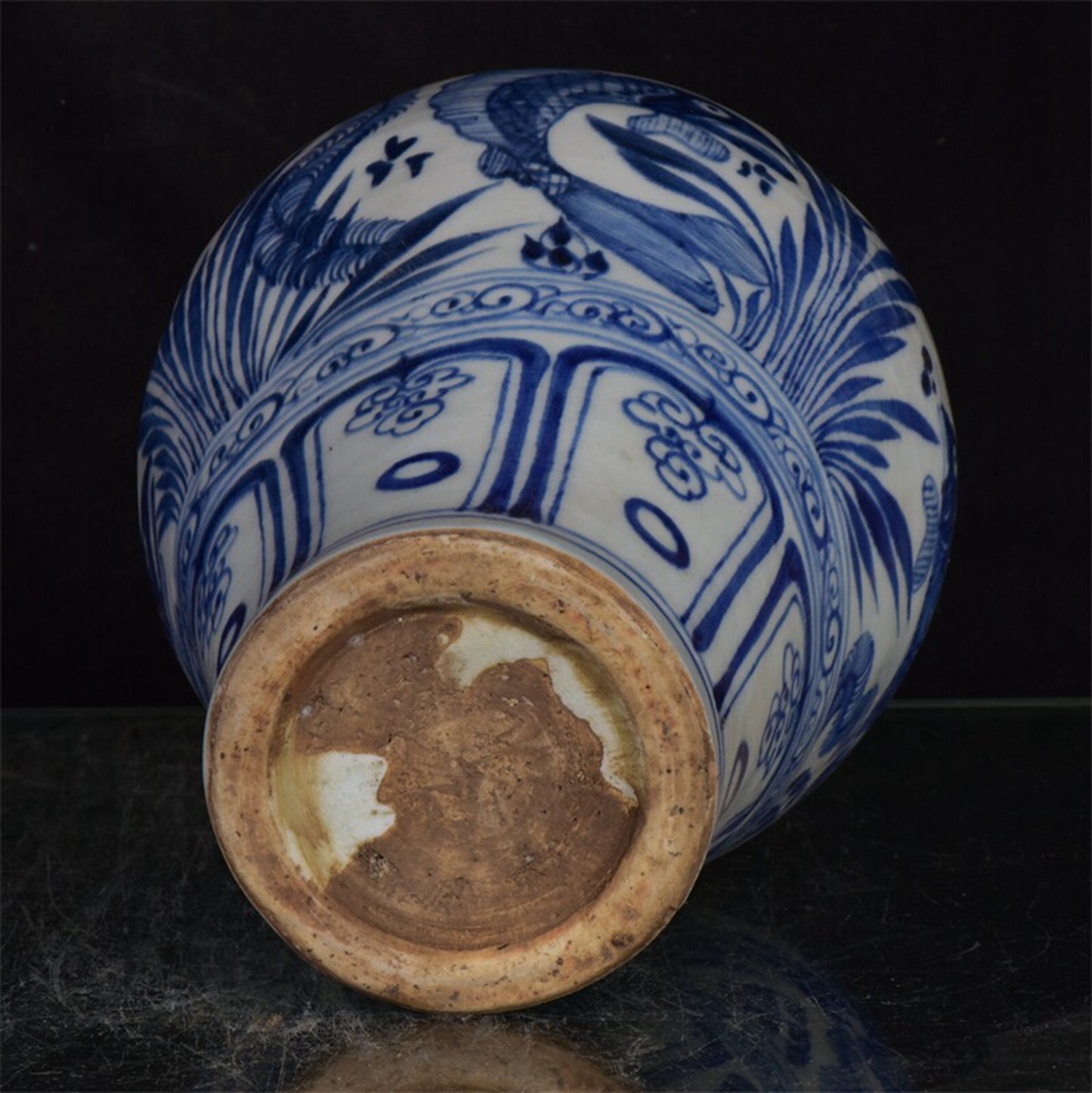 Chinese antique blue and white fish and algae patterned pan mouth plum vase