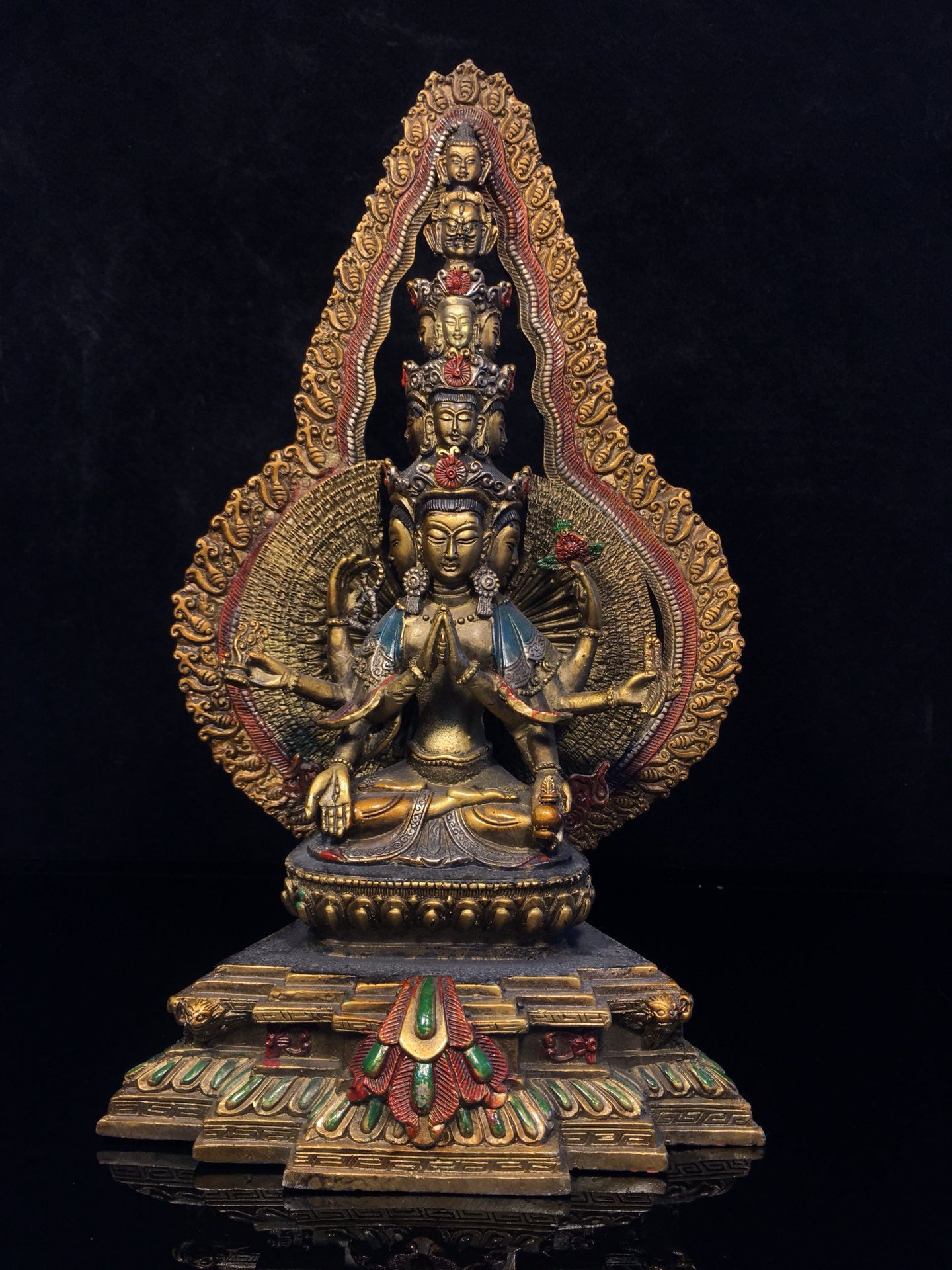 Chinese antique pure copper statue of Thousand Handed Guanyin Bodhisattva