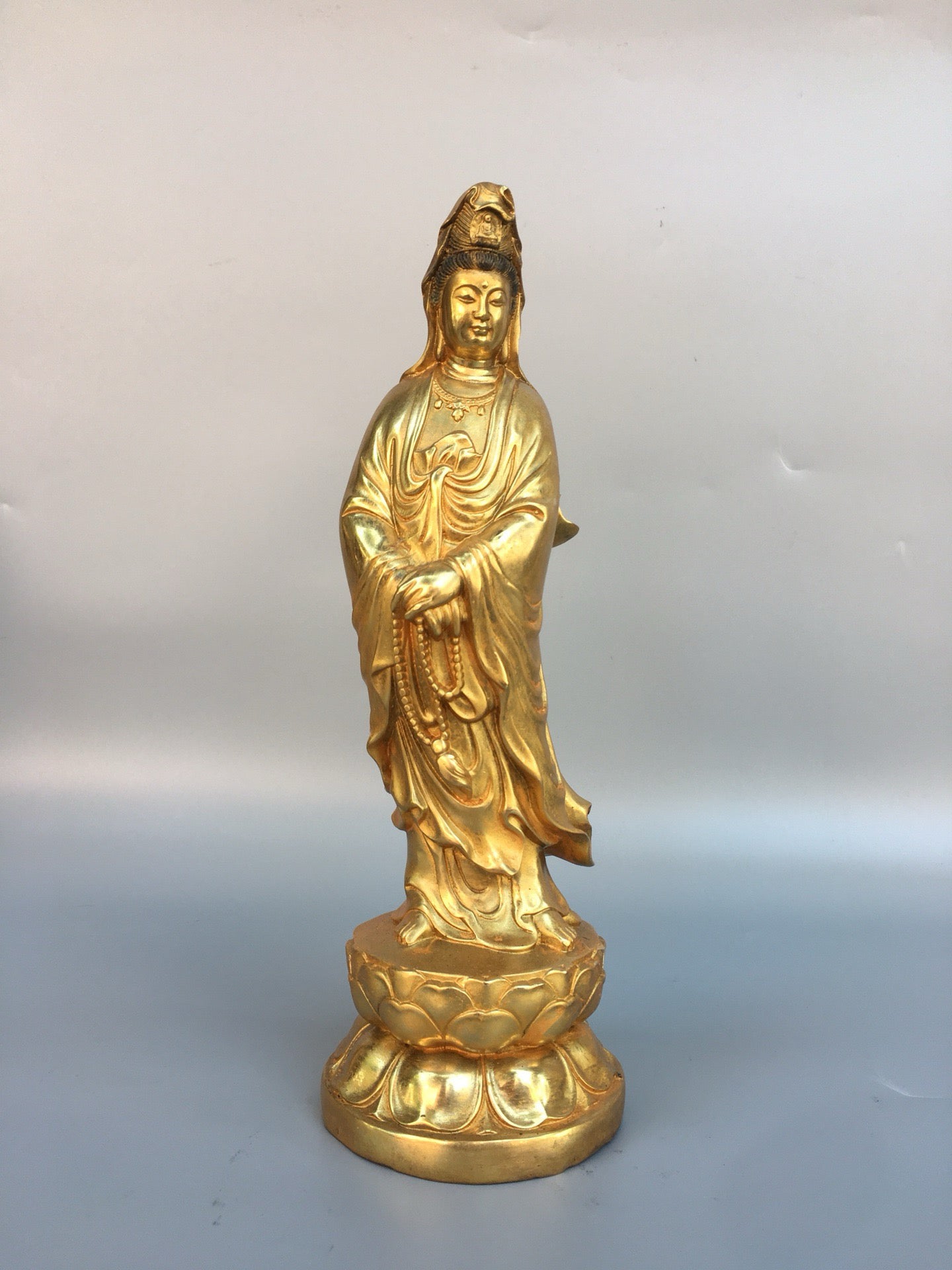 Chinese antique pure copper statue of Guanyin Bodhisattva