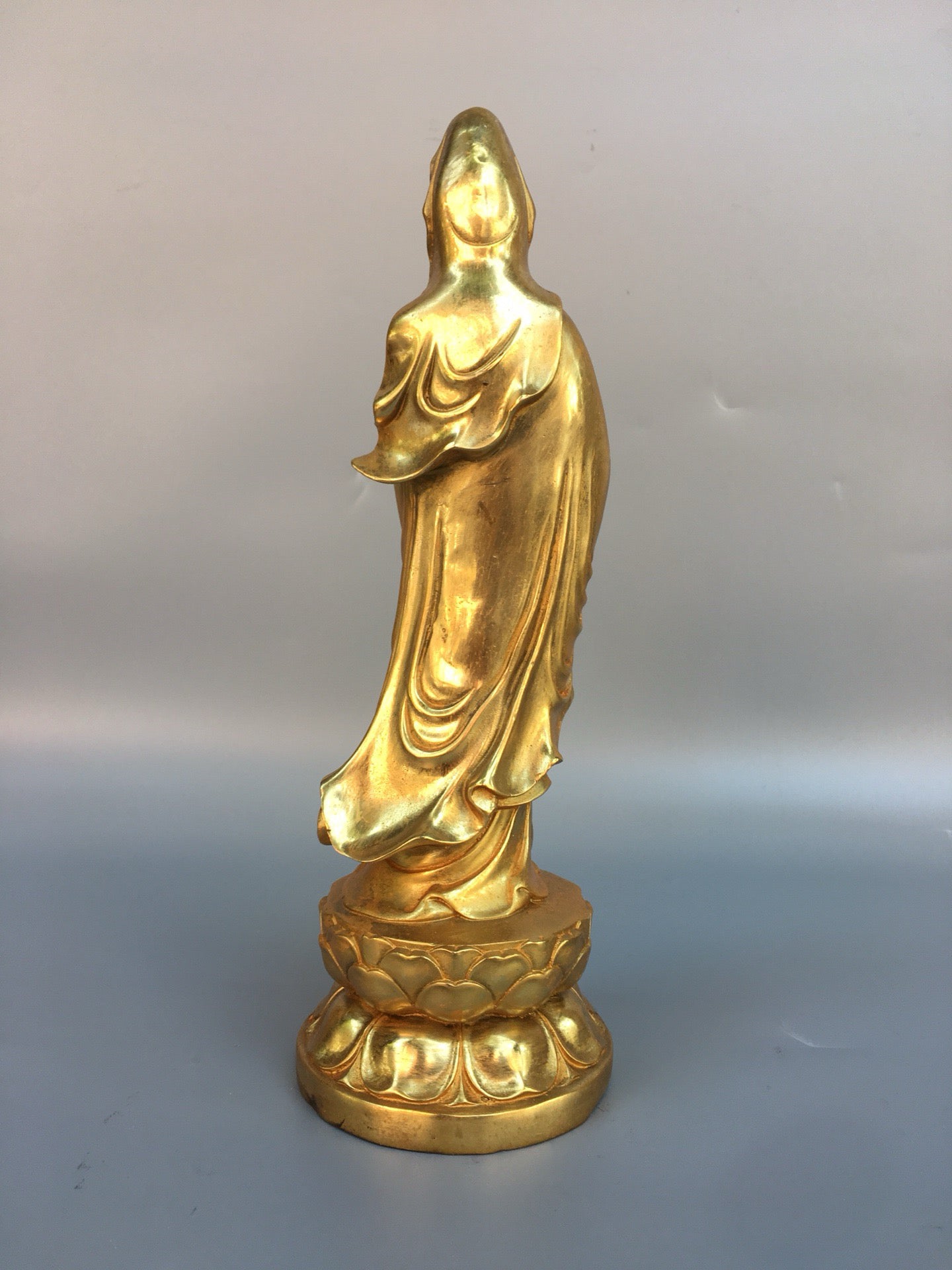 Chinese antique pure copper statue of Guanyin Bodhisattva