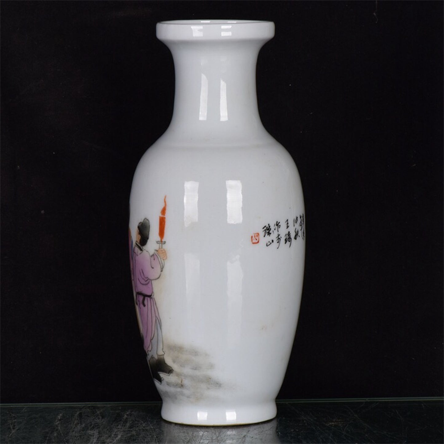 Chinese antique Taibai drunken patterned bottle with a rim