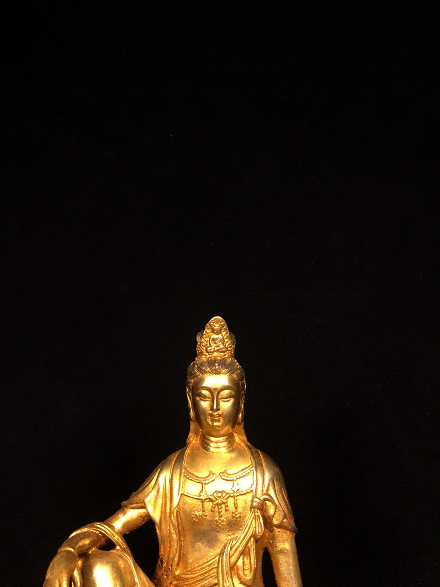 Chinese antique pure copper statue of Avalokitesvara Bodhisattva