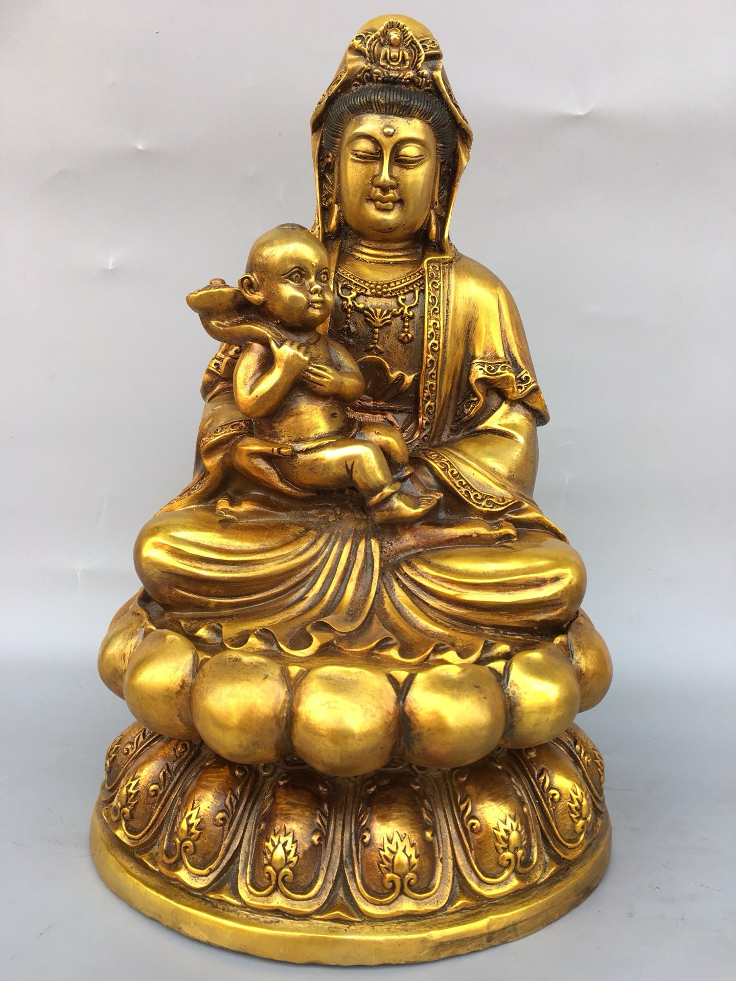 Chinese antique pure copper statue of Guanyin Bodhisattva giving birth