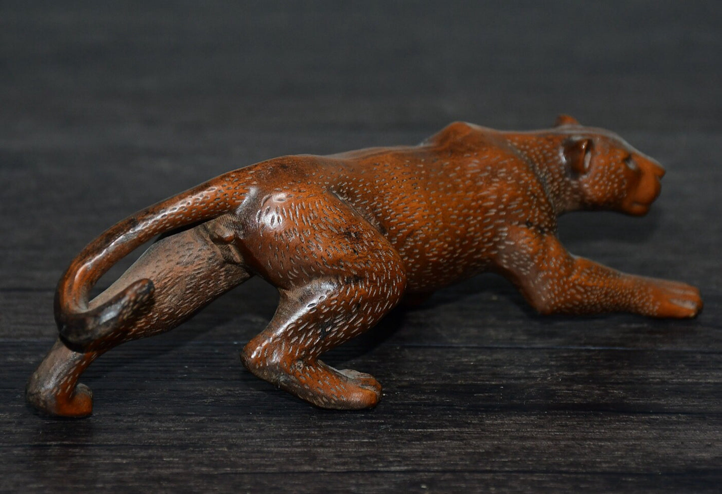 Chinese antique boxwood leopard ornament