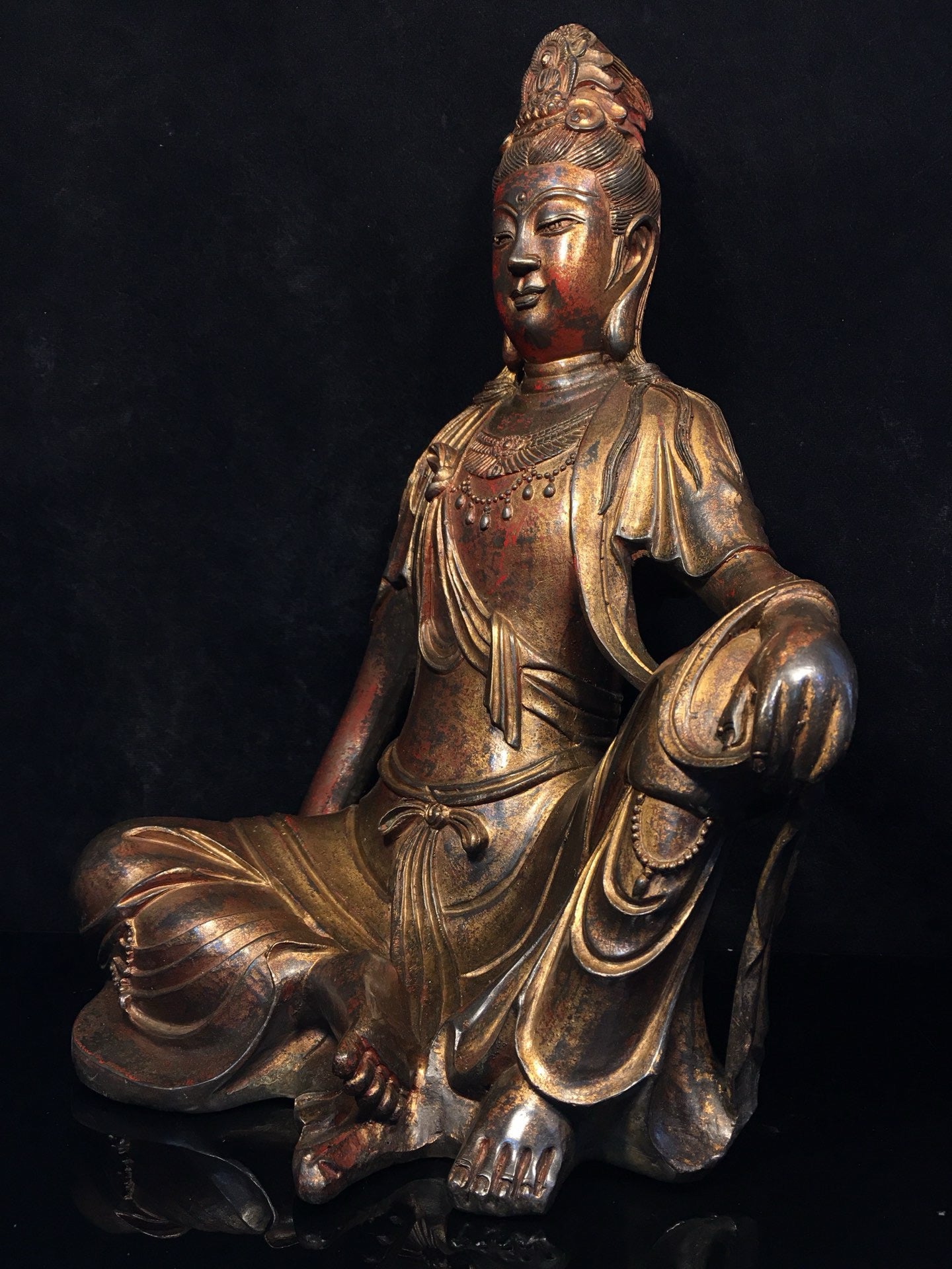 Chinese antique pure copper statue of Avalokitesvara Bodhisattva
