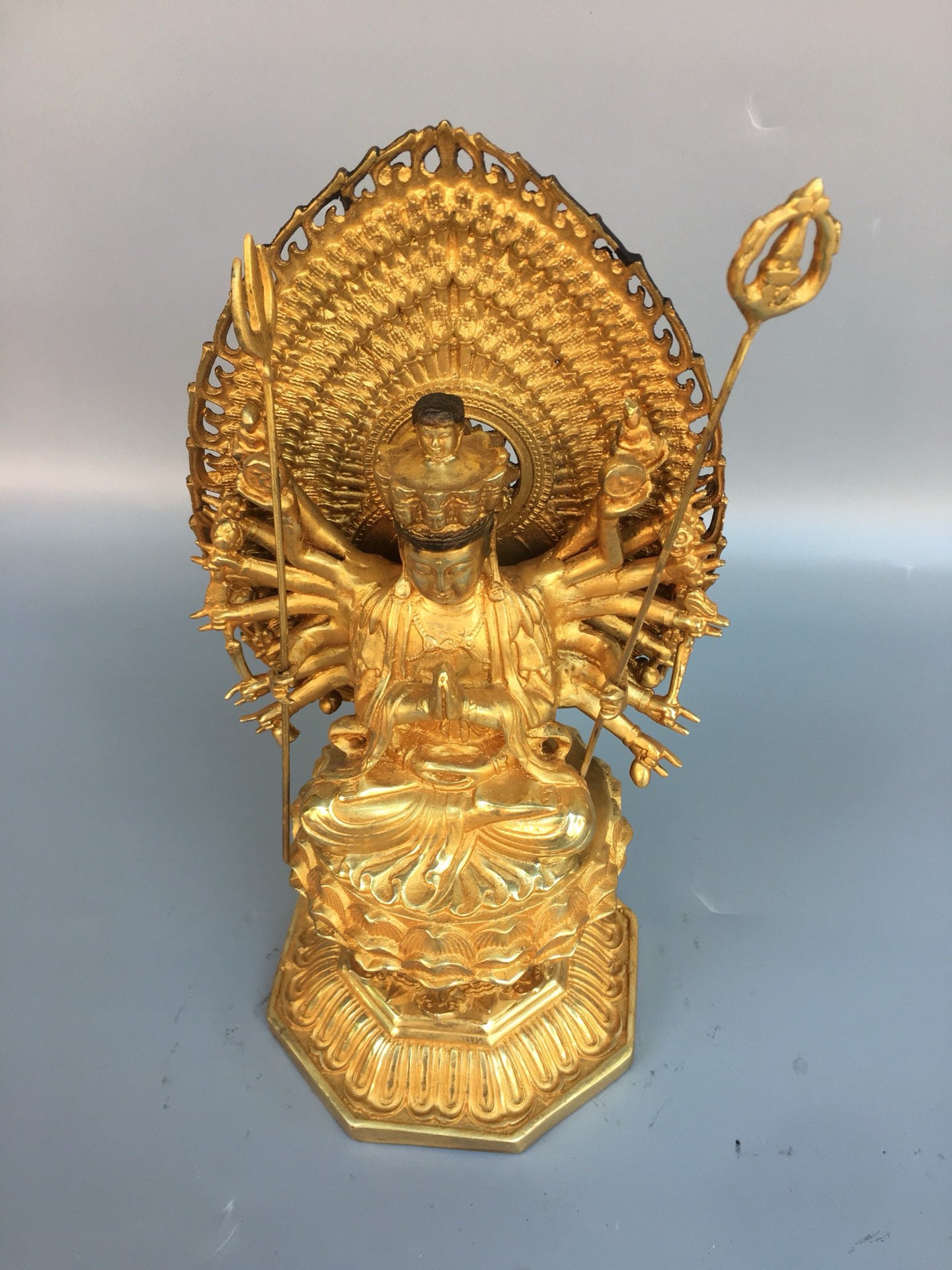 Chinese antique pure copper statue of Thousand Handed Guanyin Bodhisattva
