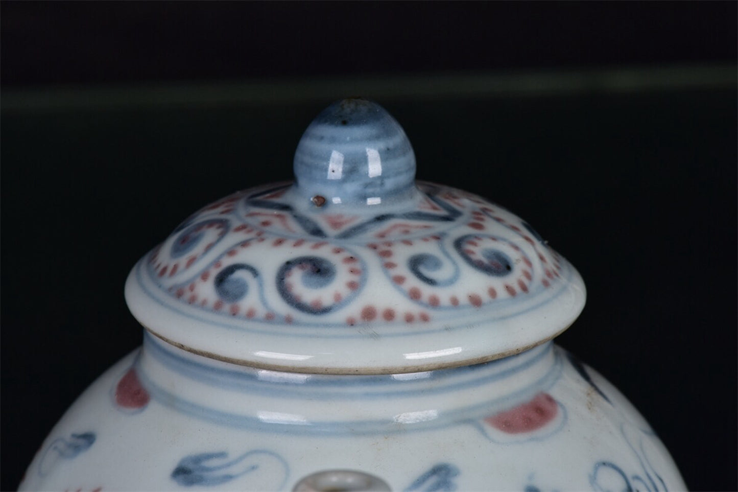 Chinese antique blue and white glazed red dragon patterned teapot
