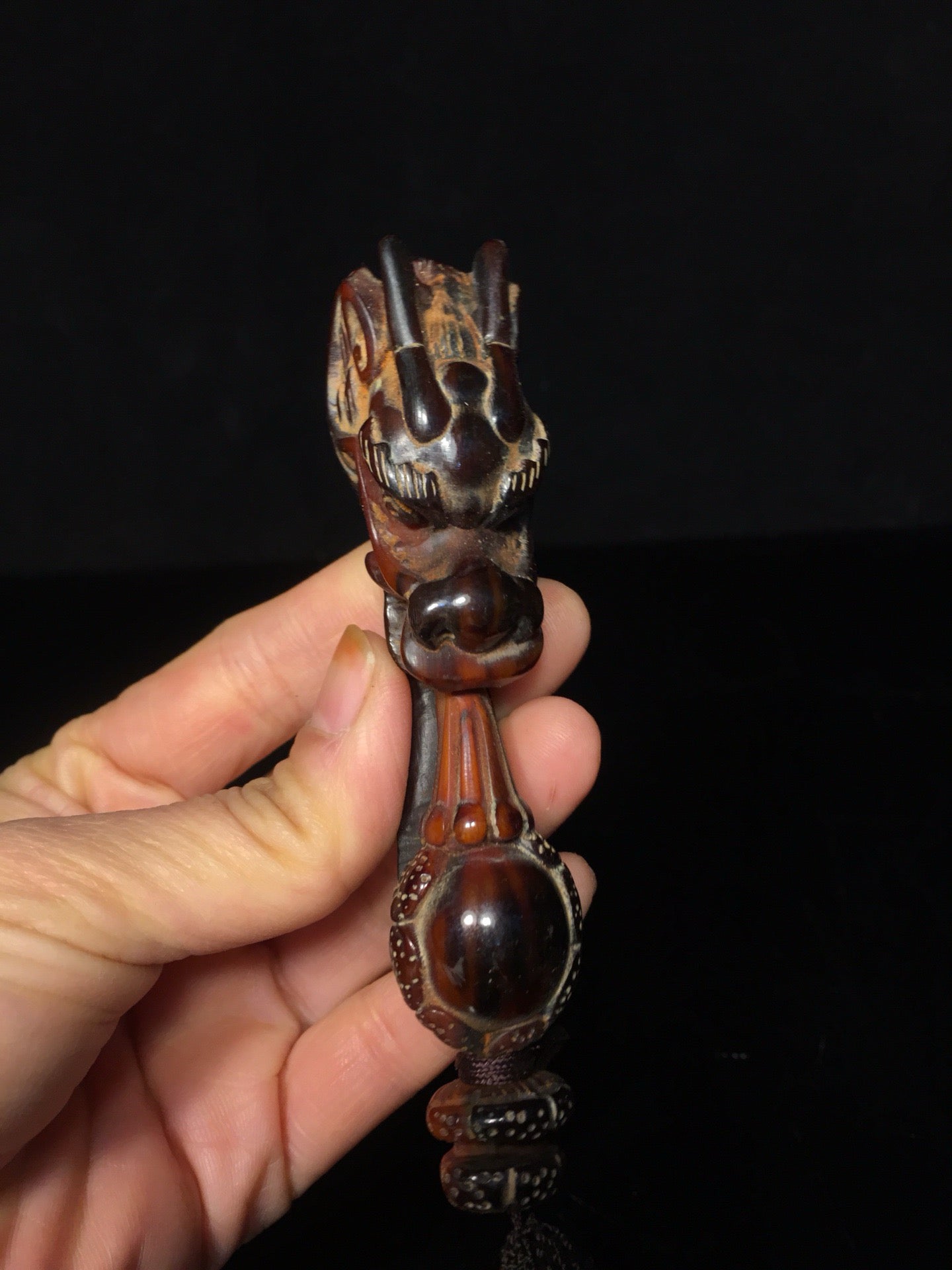 Chinese antique ox horn handmade carved dragon head Ruyi