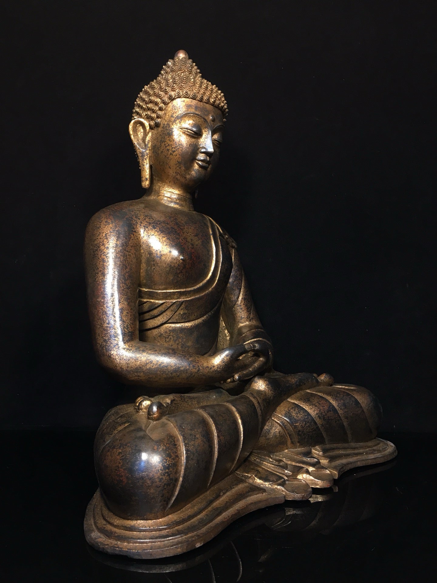 Chinese antique pure copper statue of Shakyamuni Buddha
