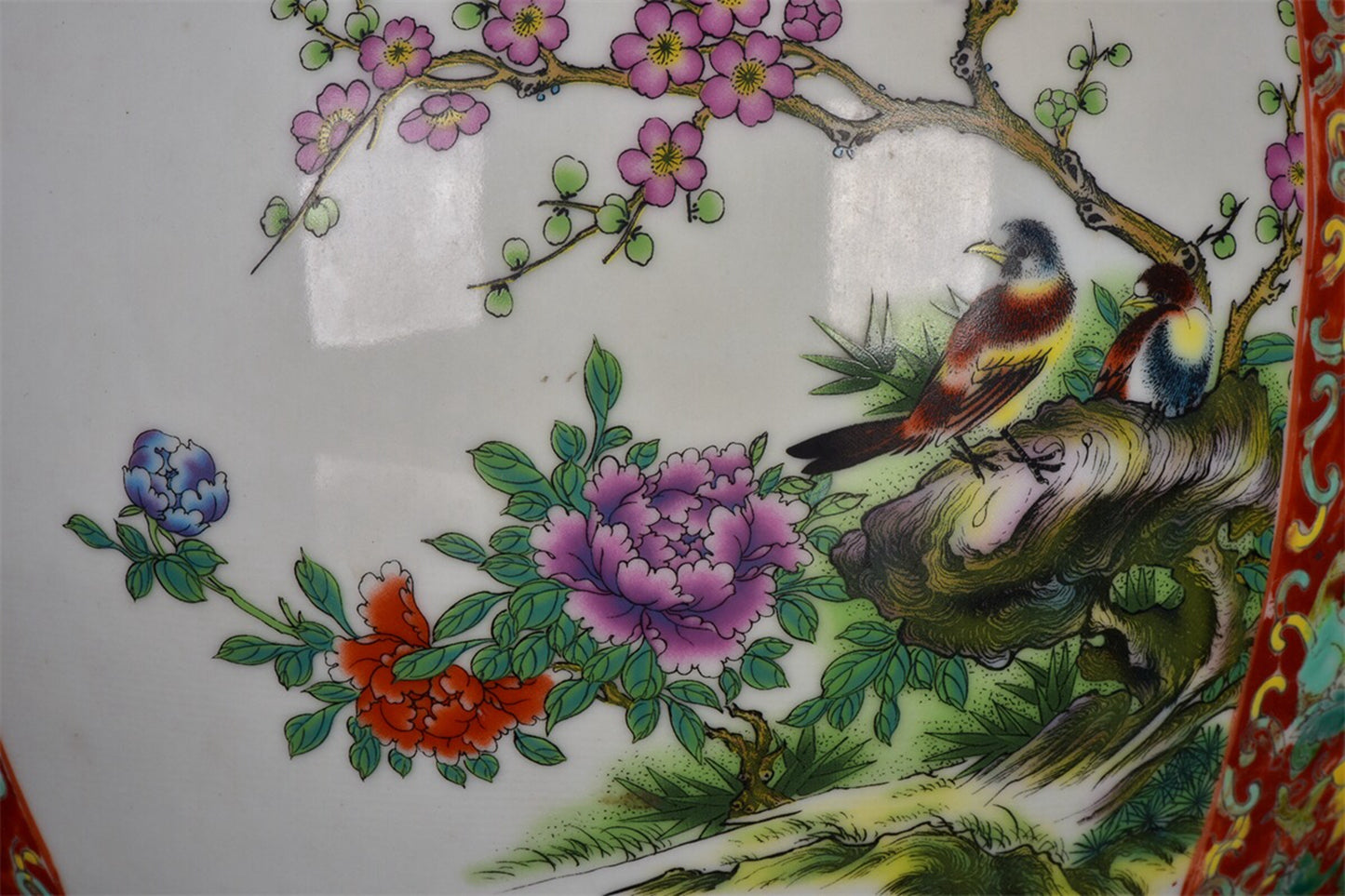 Chinese antique red glazed powder colored window opening flower and bird patterned sky ball bottle
