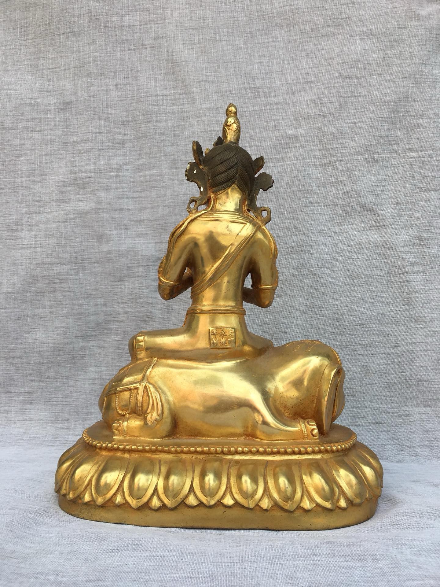 Chinese antique bronze gilded statue of Bodhisattva Samantabhadra