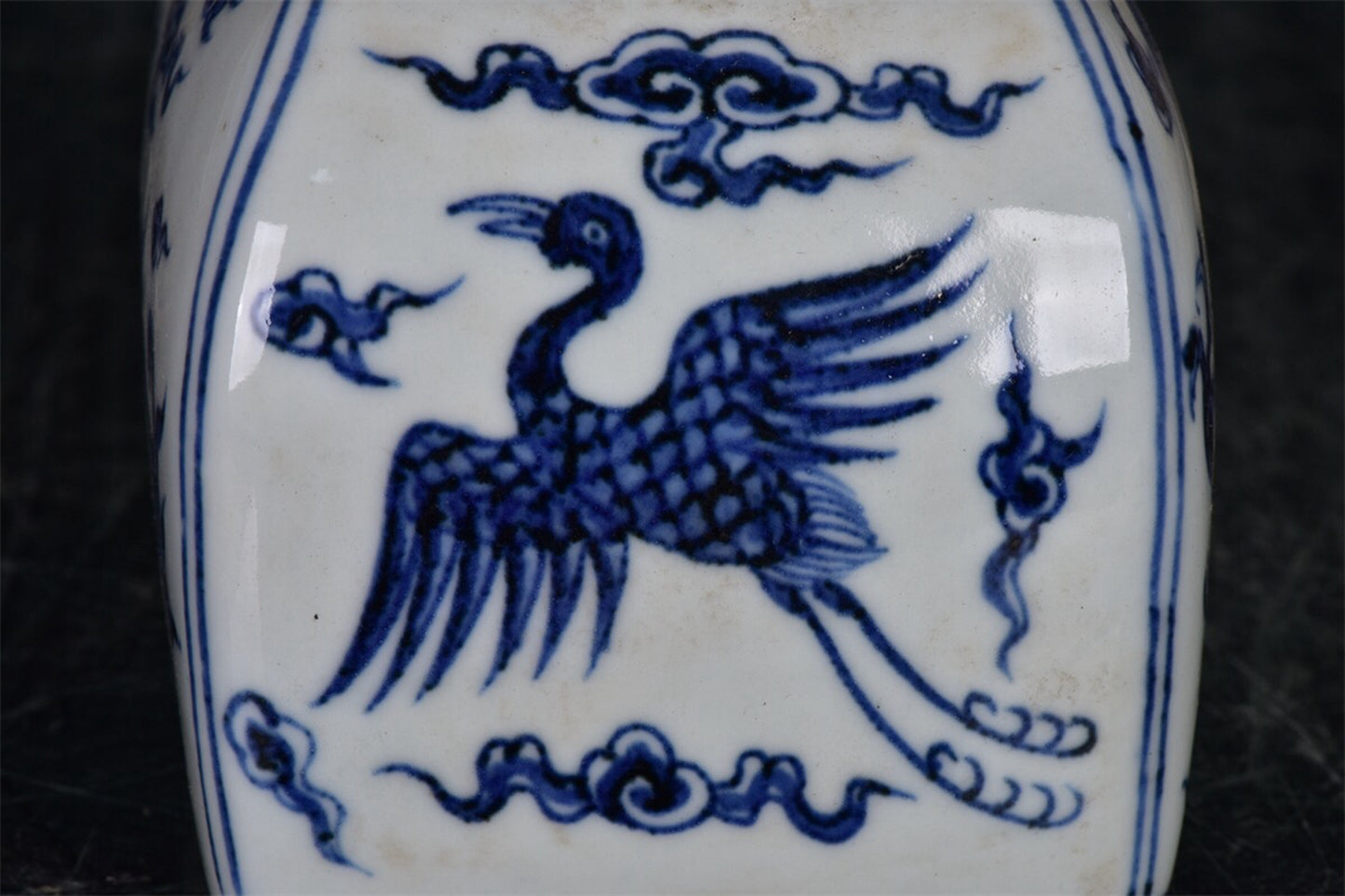 Chinese antique blue and white entwined dragon patterned square night pot