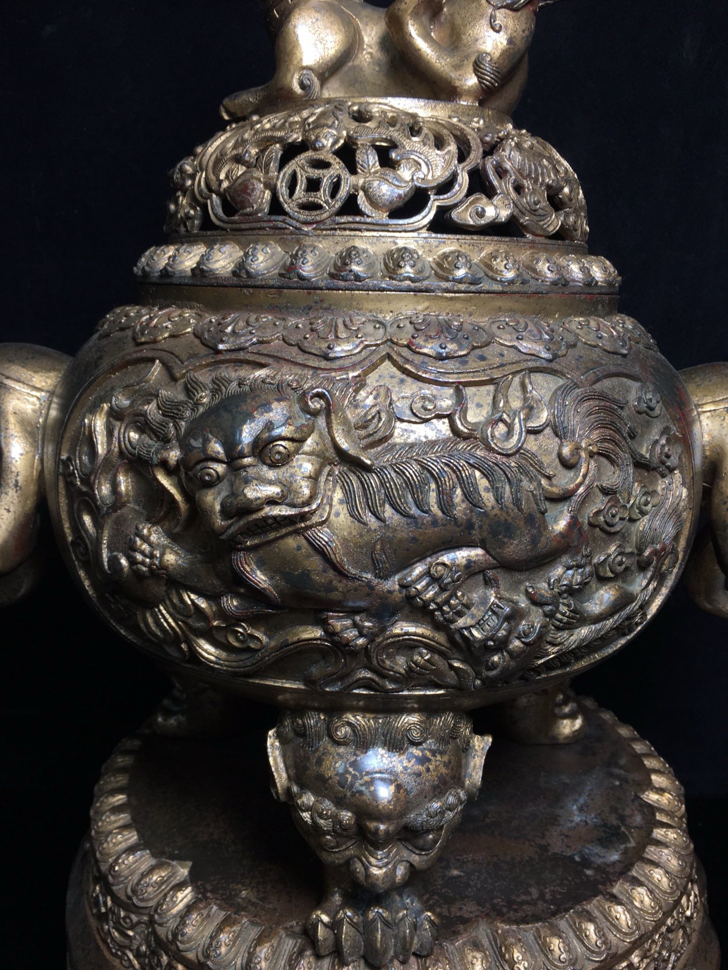 Chinese antique pure copper  Lion Head Elephant Ear Incense Burner