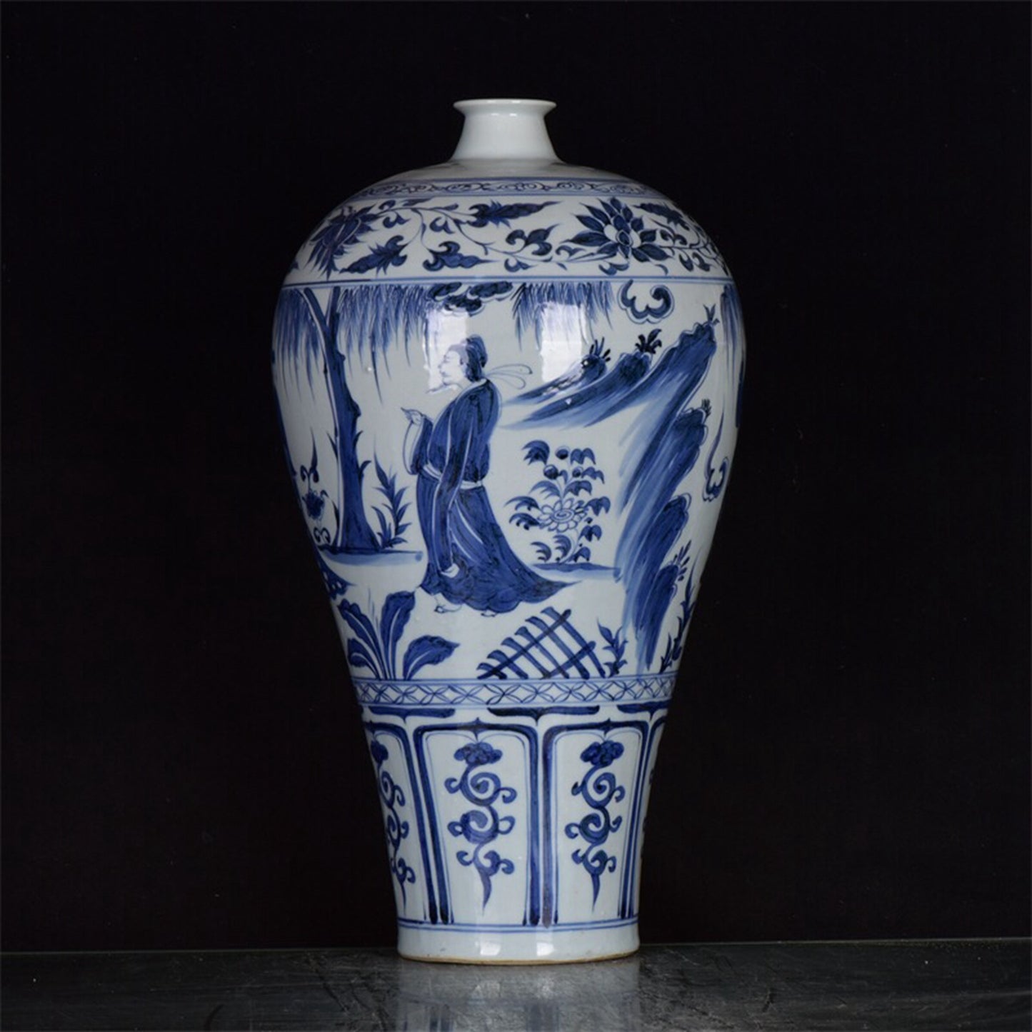 Chinese antique blue and white figure story patterned plum vase