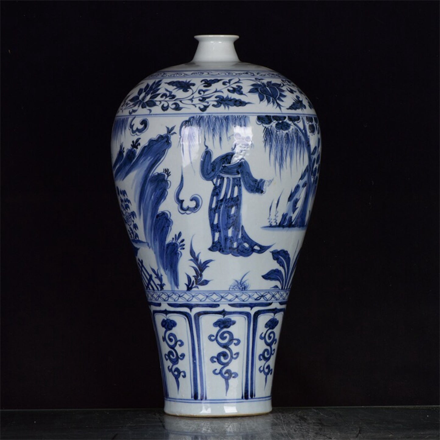 Chinese antique blue and white figure story patterned plum vase