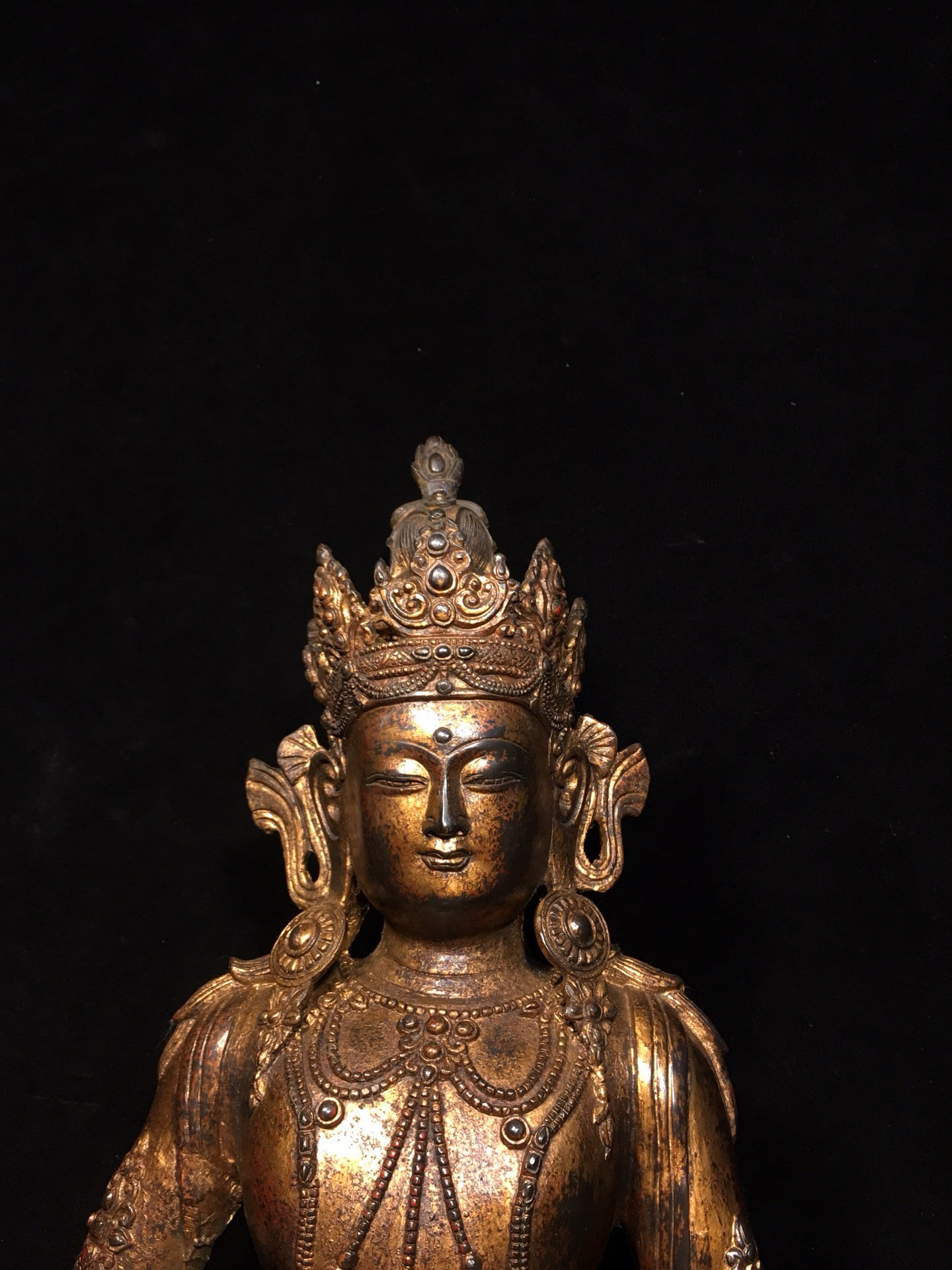 Chinese antique pure copper statue of Avalokitesvara Bodhisattva