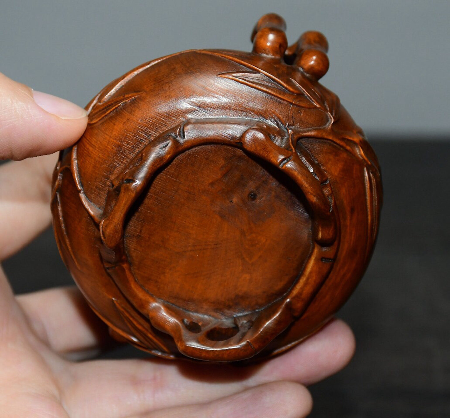 Chinese antique boxwood and bamboo leaf incense burner ornaments